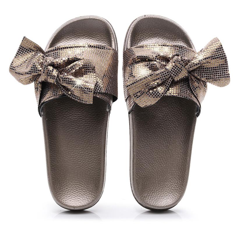 Sandalias de mujer, nuevos zapatos de verano de tallas grandes para mujer, chanclas con lazo, zapatos planos de seda, sandalias casuales con flores para mujer.