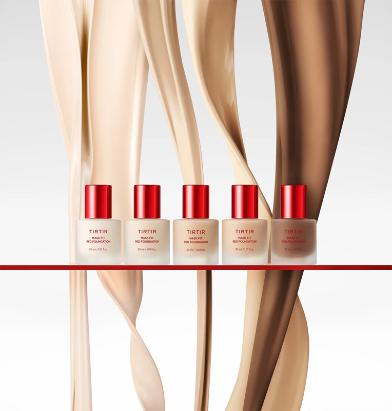 TIRTIR Mask Fit Red Foundation is een verhelderende, hydraterende vloeibare foundation.