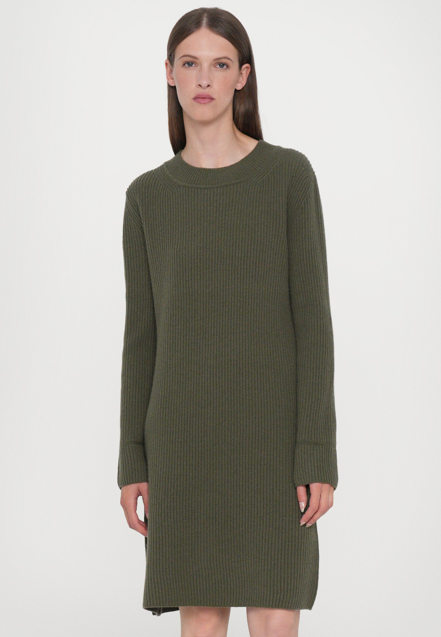 Robe pull à col rond fermé et manches longues - vert forêt