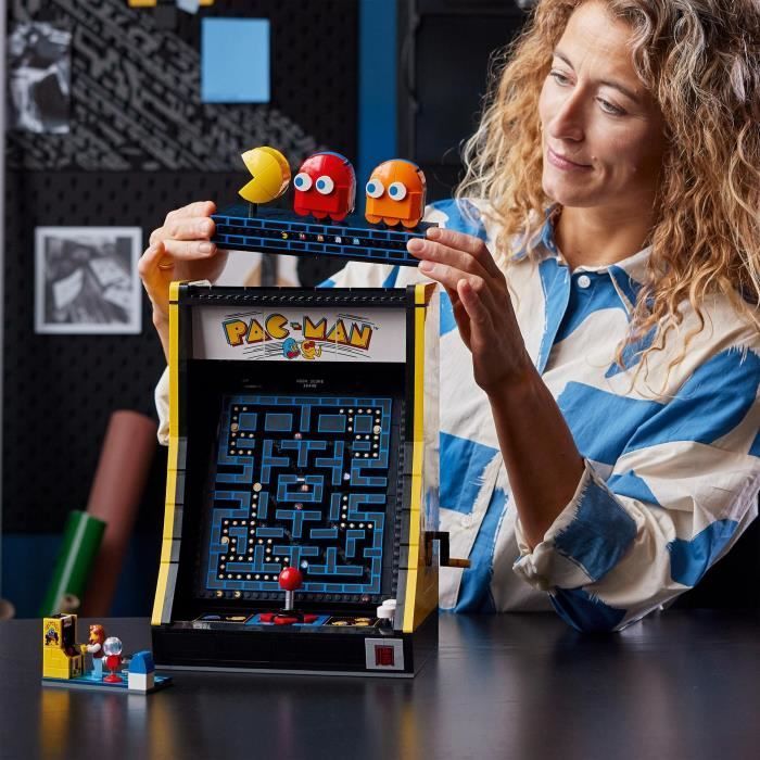 LEGO 10323 Exclu Cdiscount Icons Jeu d’Arcade PAC-MAN, Maquette pour Adultes à Construire, Machine de Jeu avec des Personnages