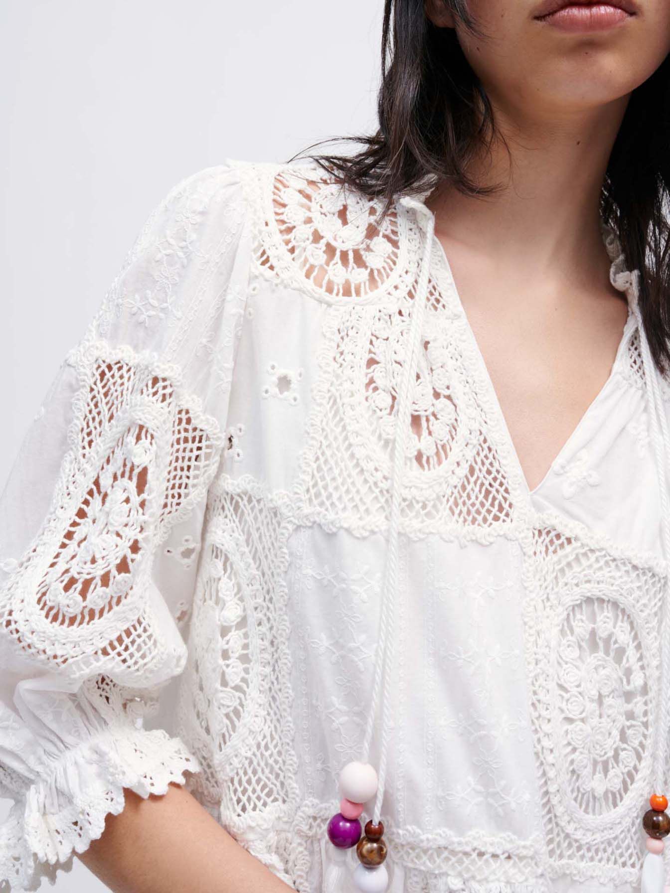 Jurk van chiffon en gehaakt materiaal - Wit