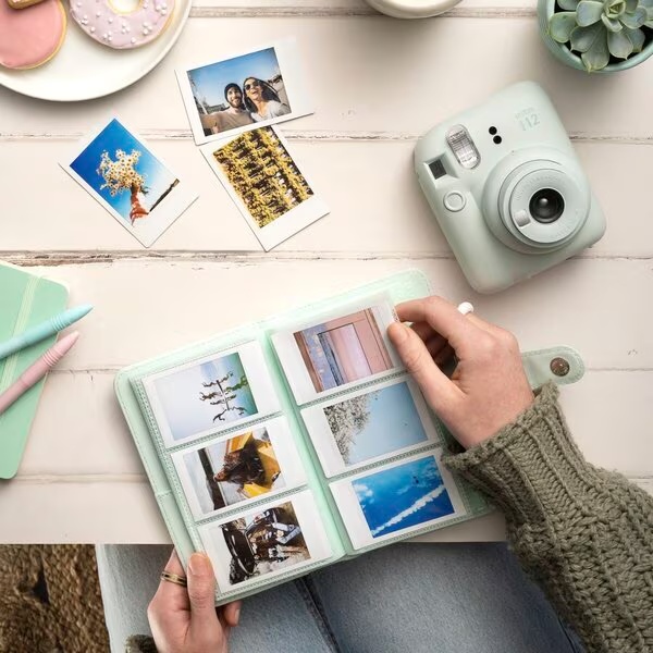 Fujifilm Instax Mini 12 kamera<br>zaļa