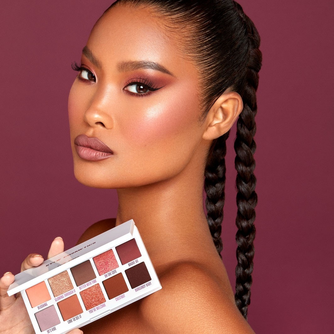 KYLIE COSMETICS Lidschattenpalette Malva - 16 g