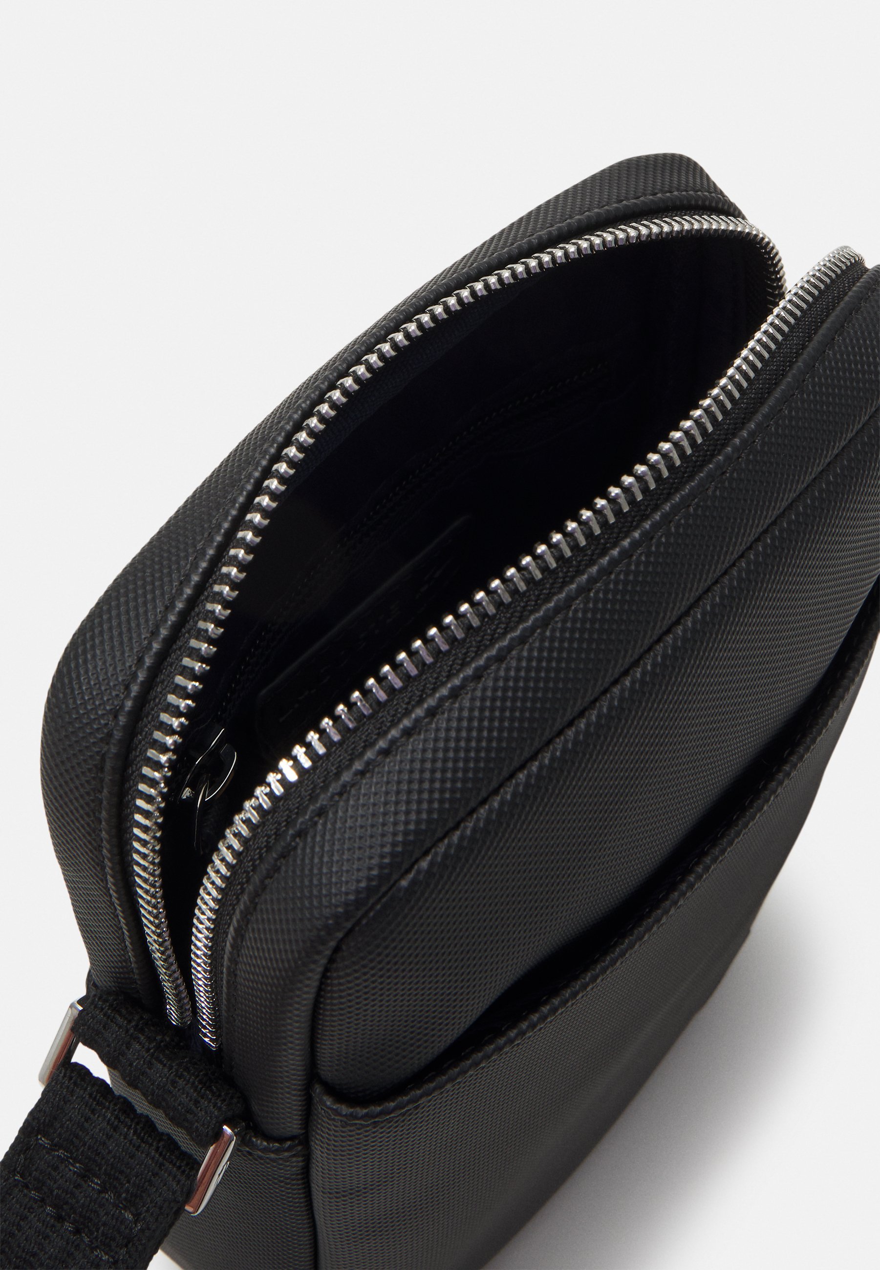 Lacoste MEN CLASSIC UNISEX - Borsa a tracolla - nera