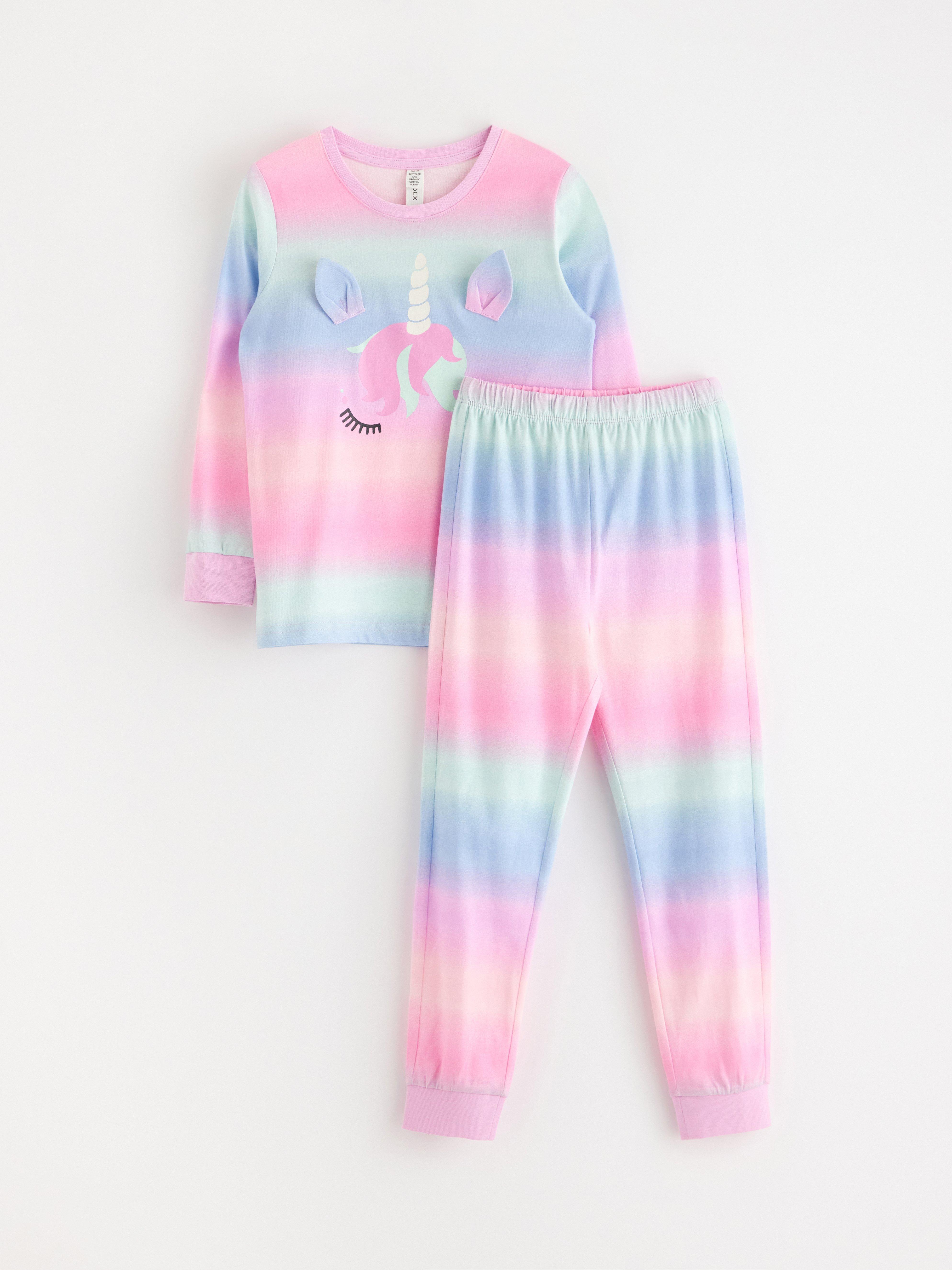 Pijama rosa claro
