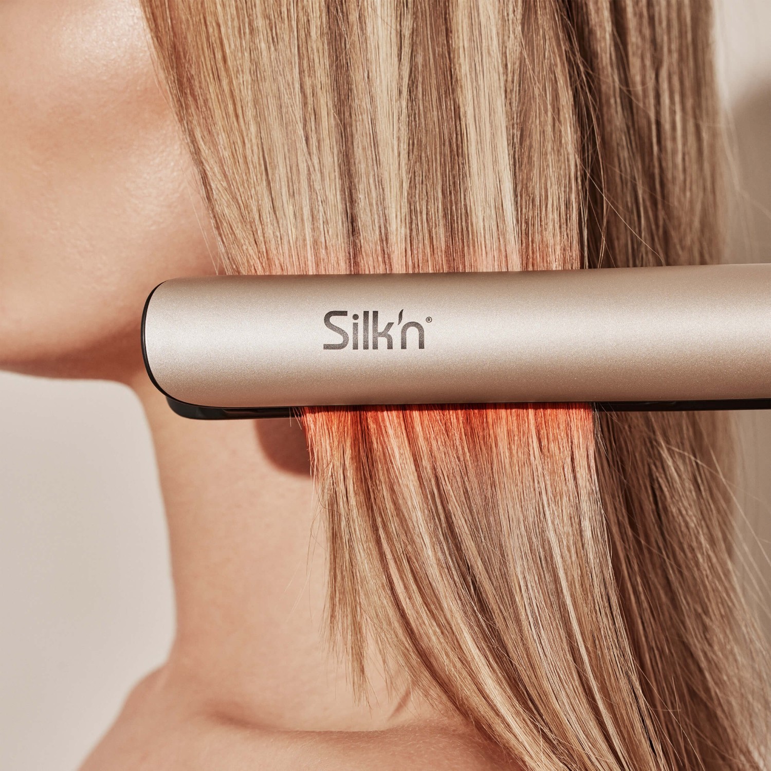 Likalnik za ravne lase Silk'n SilkyStraight - 1 kos