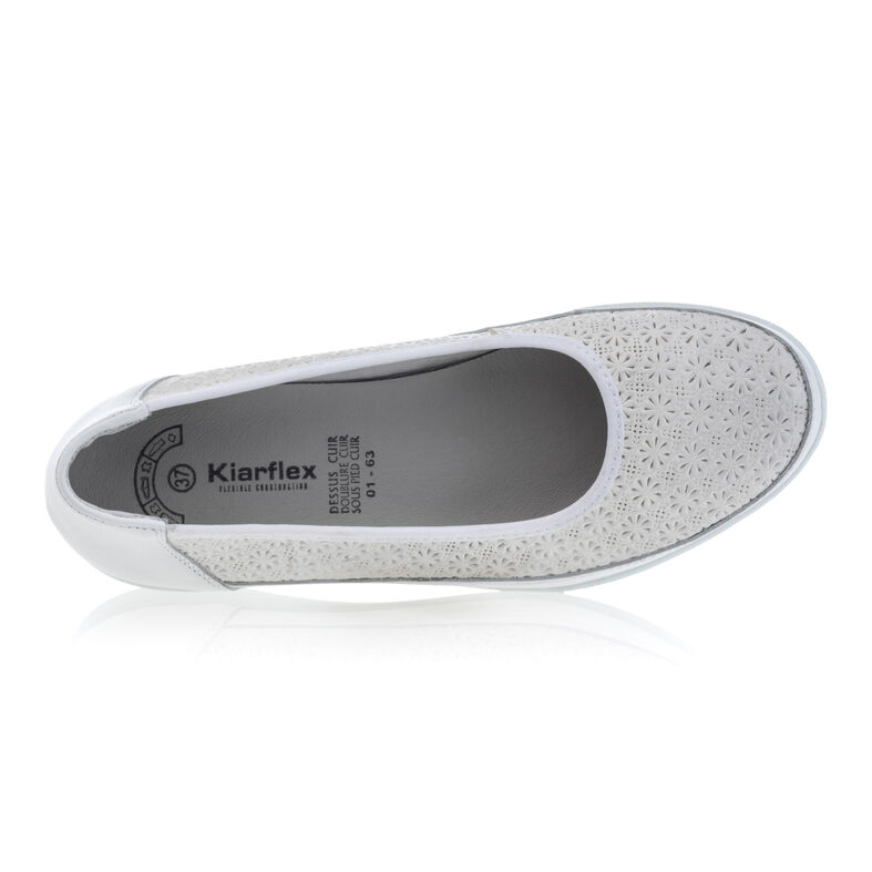 Zapatos cómodos para mujer, color gris.