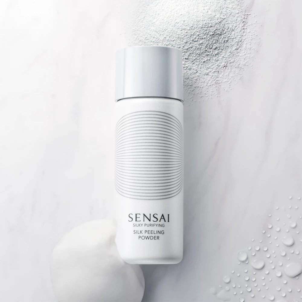 Jedwabisty oczyszczający peeling jedwabny 40 g - SENSAI