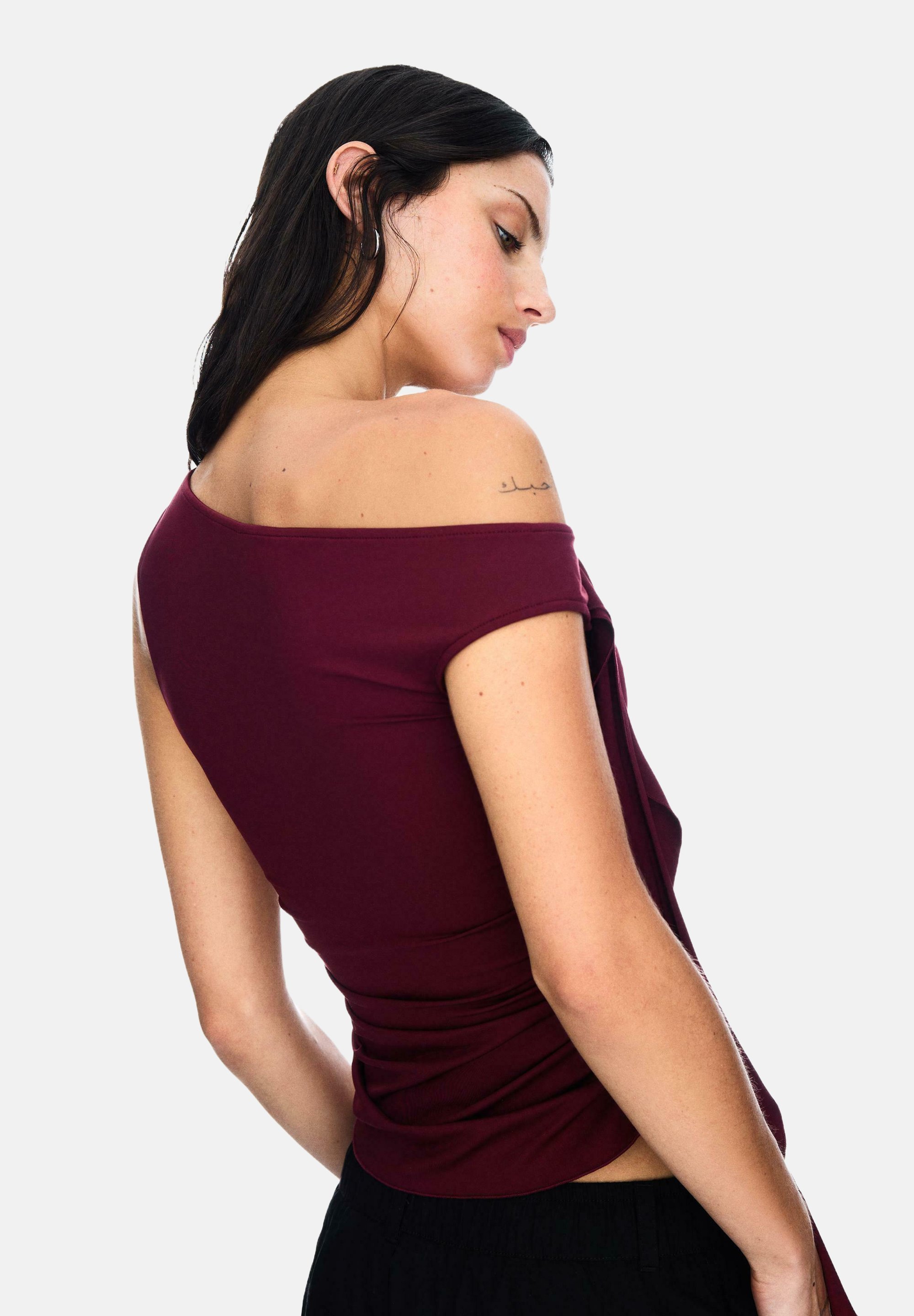 Bershka MIT DETAILS - Bluse - Dunkelrot