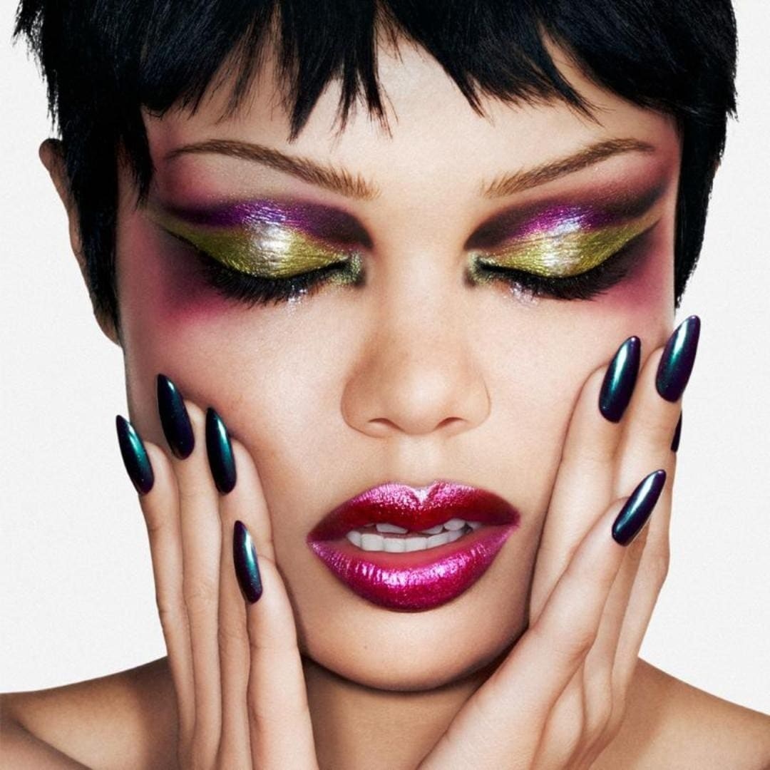 Kompaktné očné tiene MAC Eyeshadow Dazzleshadow Multichrome Single – 1 g