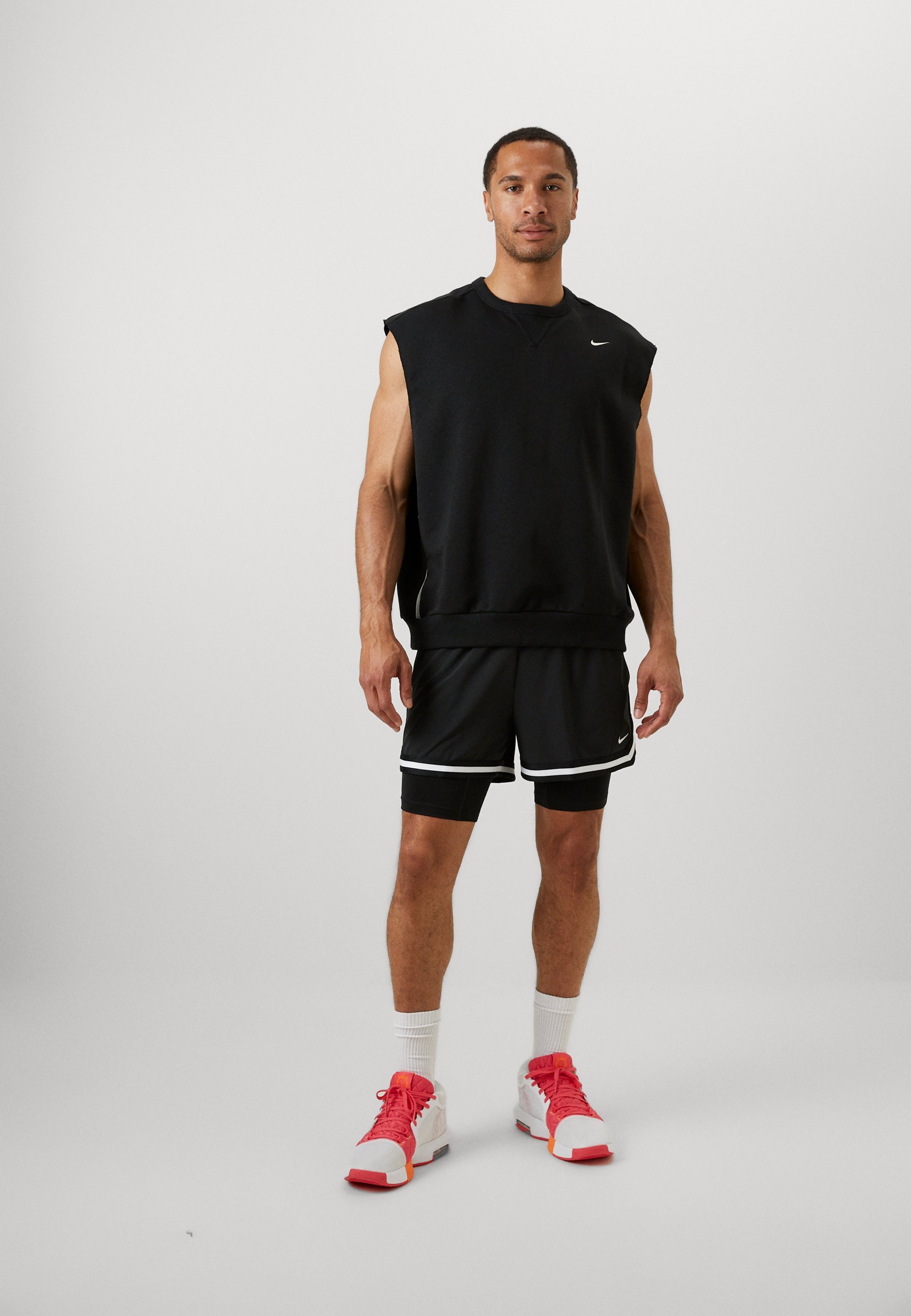 Nike Performance 2-IN-1 - 2-in-1 shorts - zwart/wit
