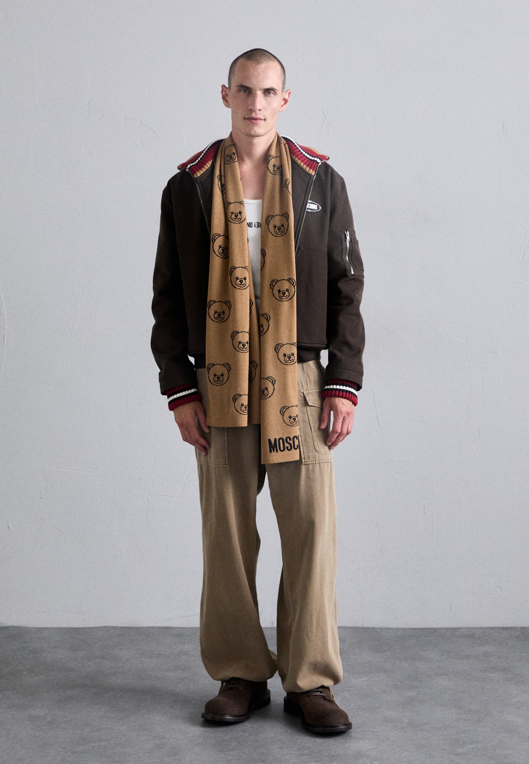 MOSCHINO WINTERSJAAL UNISEX - Sjaal - camel