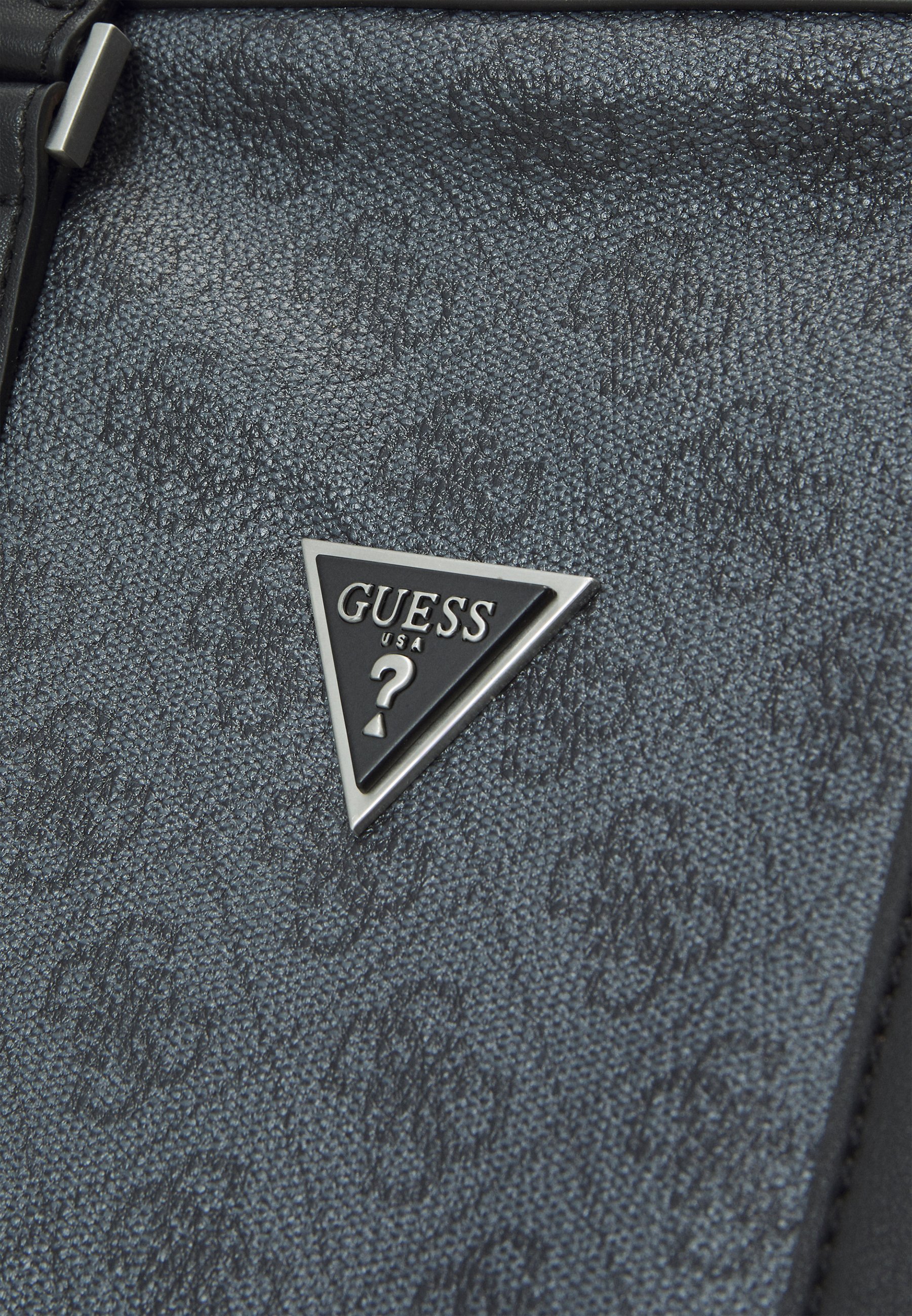 Víkendová taška Guess - černá