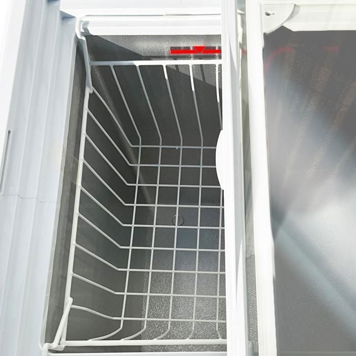 Congélateur coffre vitré 97L - vitre plate coulissante - -18°C - panier inclus - roulettes - blanc