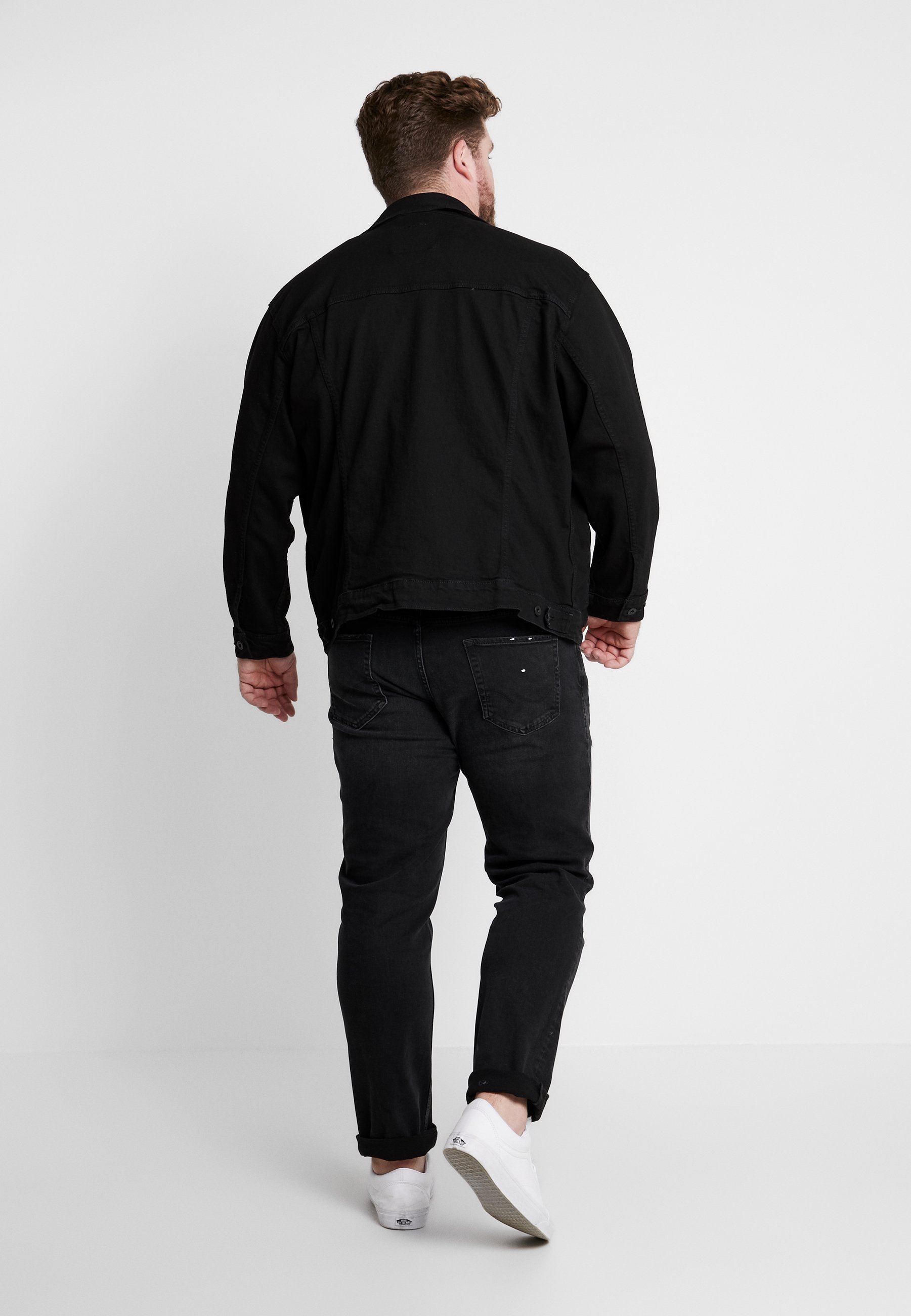 Levi's® Plus Big Trucker - Džínová bunda - black