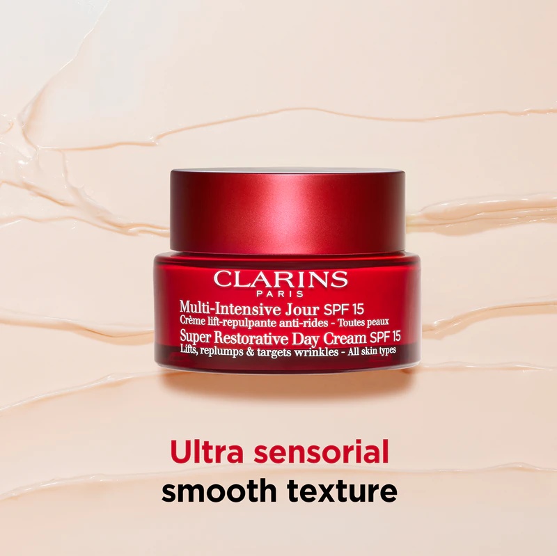 Clarins Super atjaunojošais dienas krēms SPF 15
