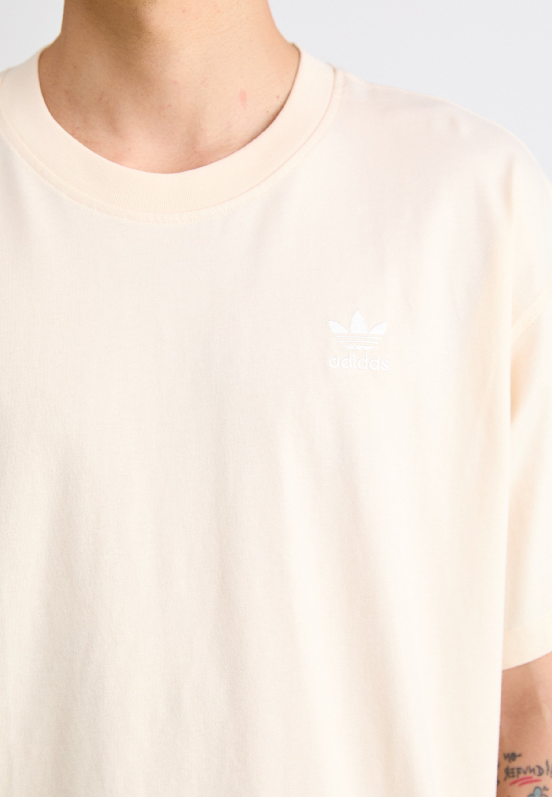 adidas Originals Basic T-shirts