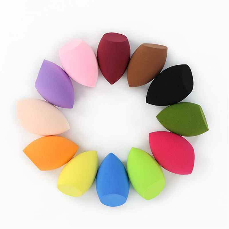 1 éponge cosmétique biseautée tendance pour poudre et fond de teint, outil de maquillage beauté.