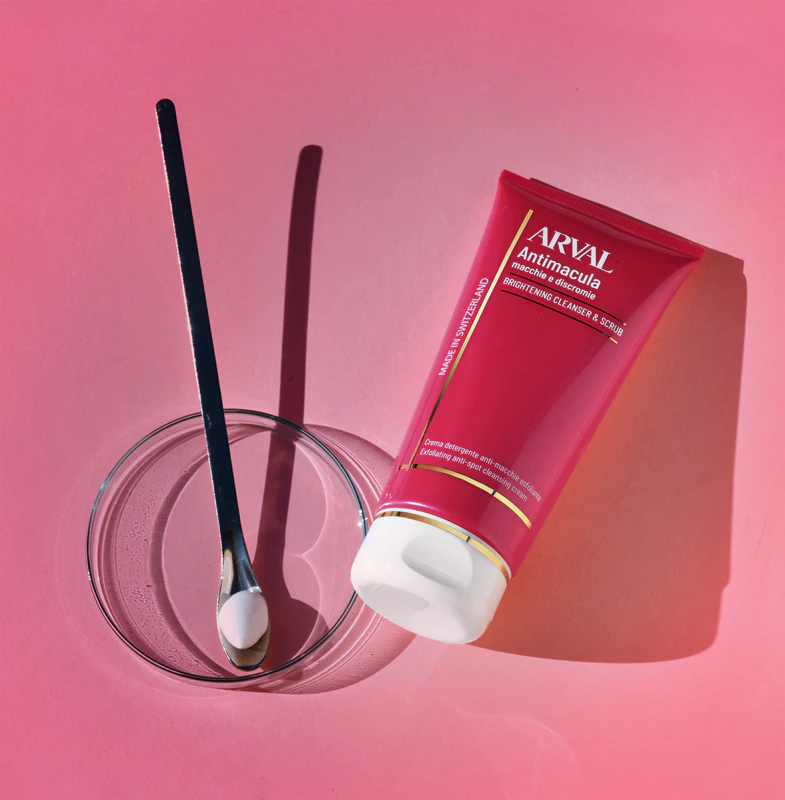 Arval Antimacula Brightening Cleanser & Scrub čistiaci a peelingový krém s rozjasňujúcim účinkom