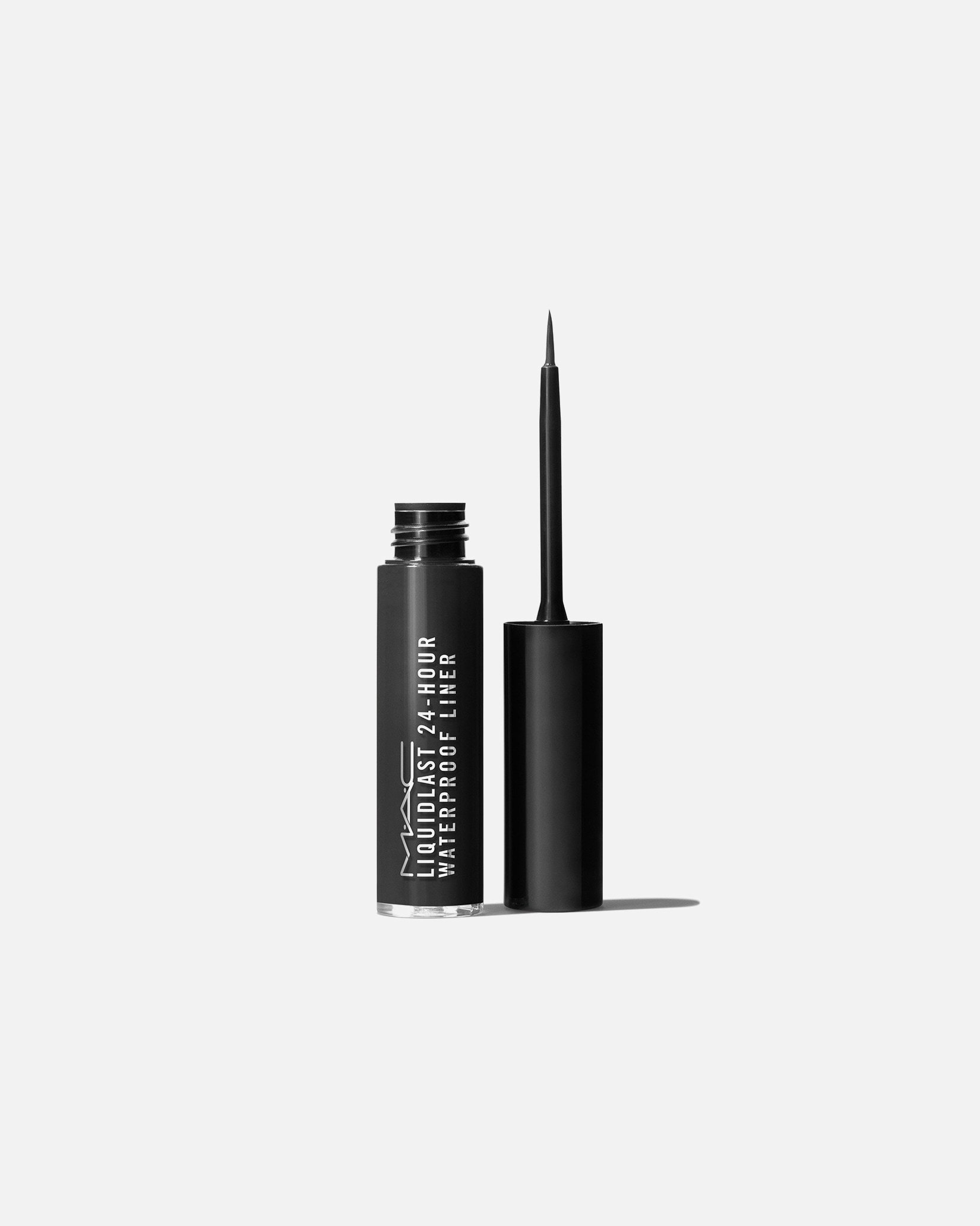 MAC Ajlajner Starring You Liquidlast 24-satni vodootporni ajlajner - 2,5 ml