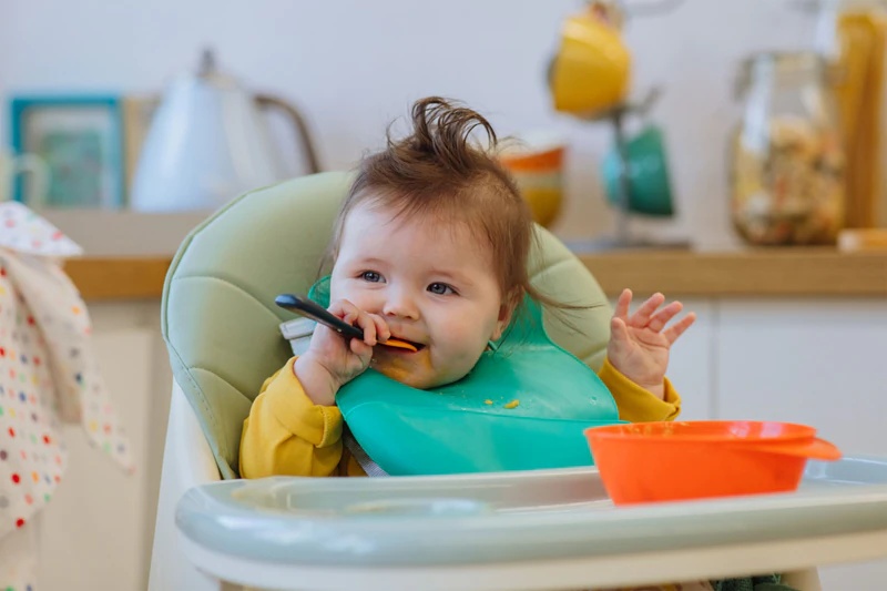 Tommee Tippee Easi-scoop bērnu bļodiņa