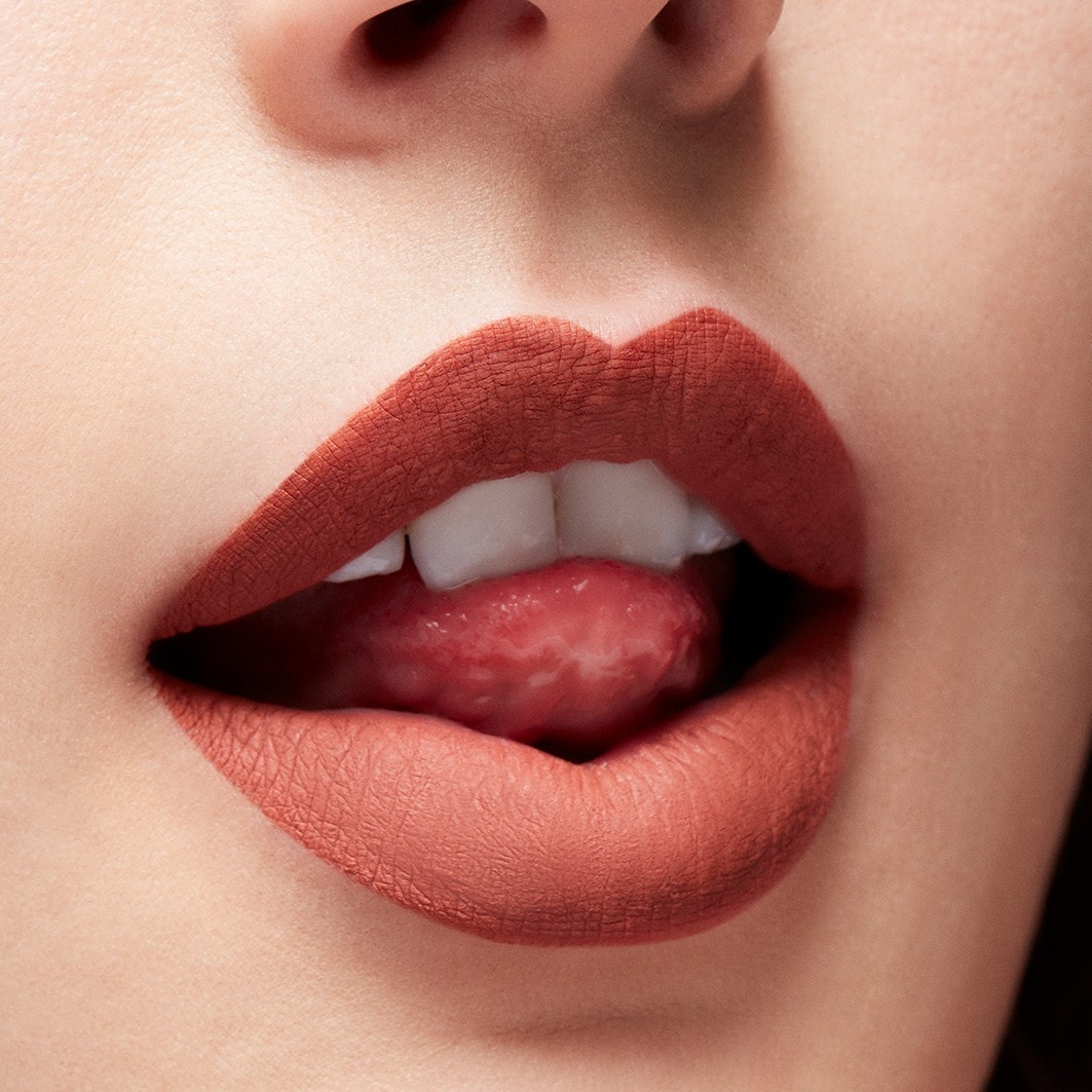 MAC Lipstick Locked Kiss Ink™ flydende læbestift – 5 ml