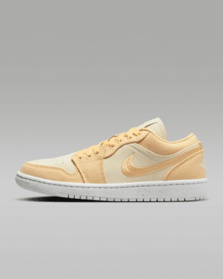 Air Jordan 1 Low SE Women's Shoes