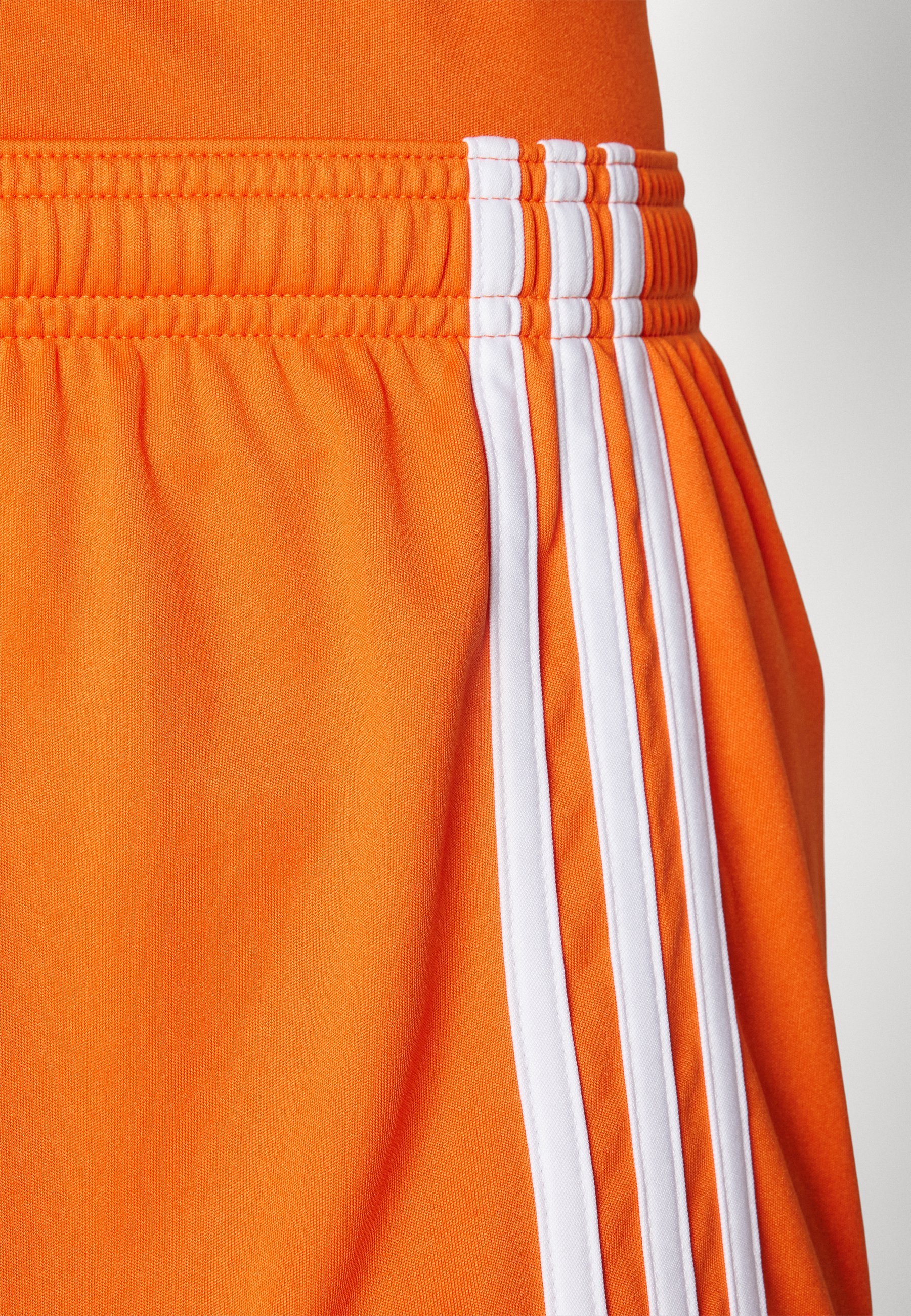 adidas Performance SQUADRA25 SHORTS - Sportshorts - Teamorange/Weiß
