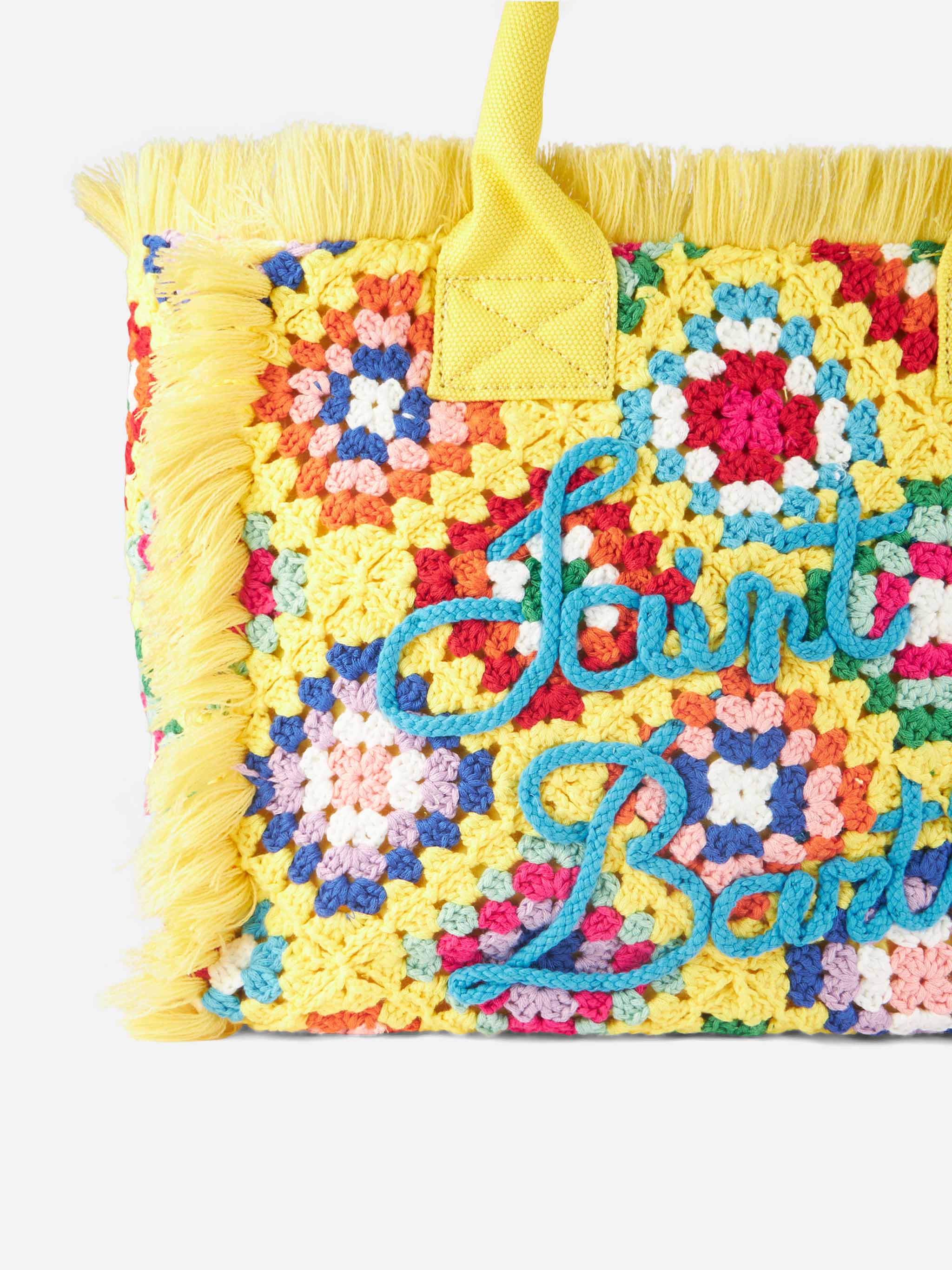 Bolsa de ombro de crochê estilo vaidade com padrão