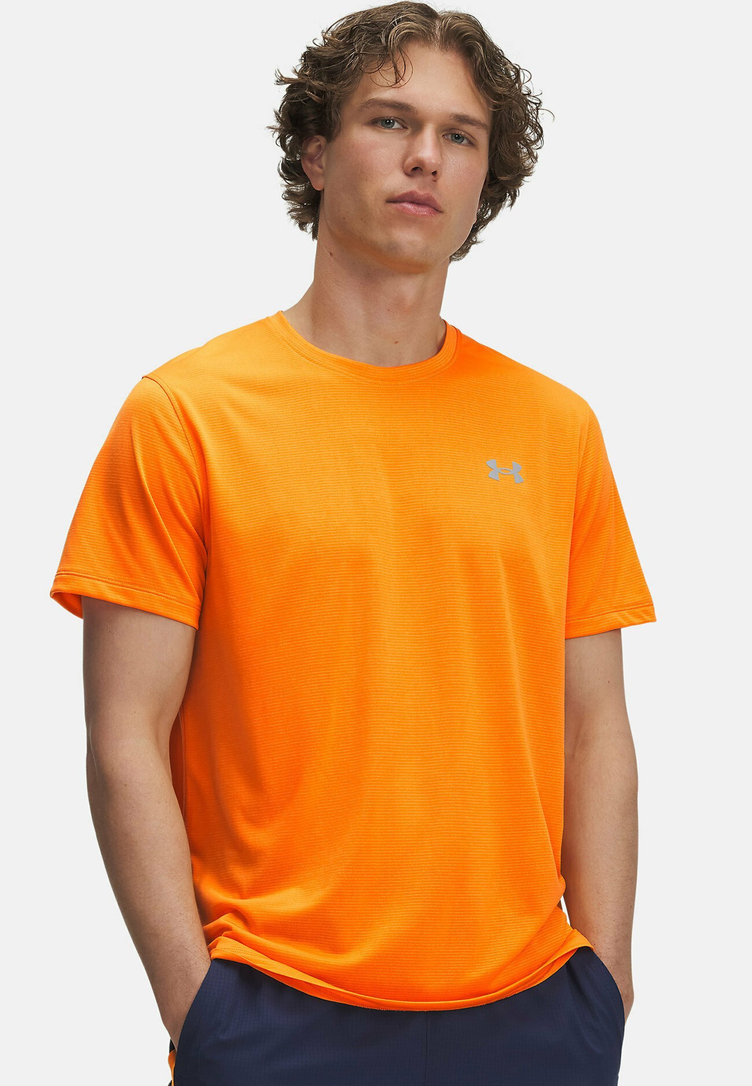 LAUNCH - T-skjorte med print - squad orangeUnder Armour