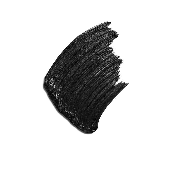 LE VOLUME ULTRA-NOIR A CHANEL ÁLTAL