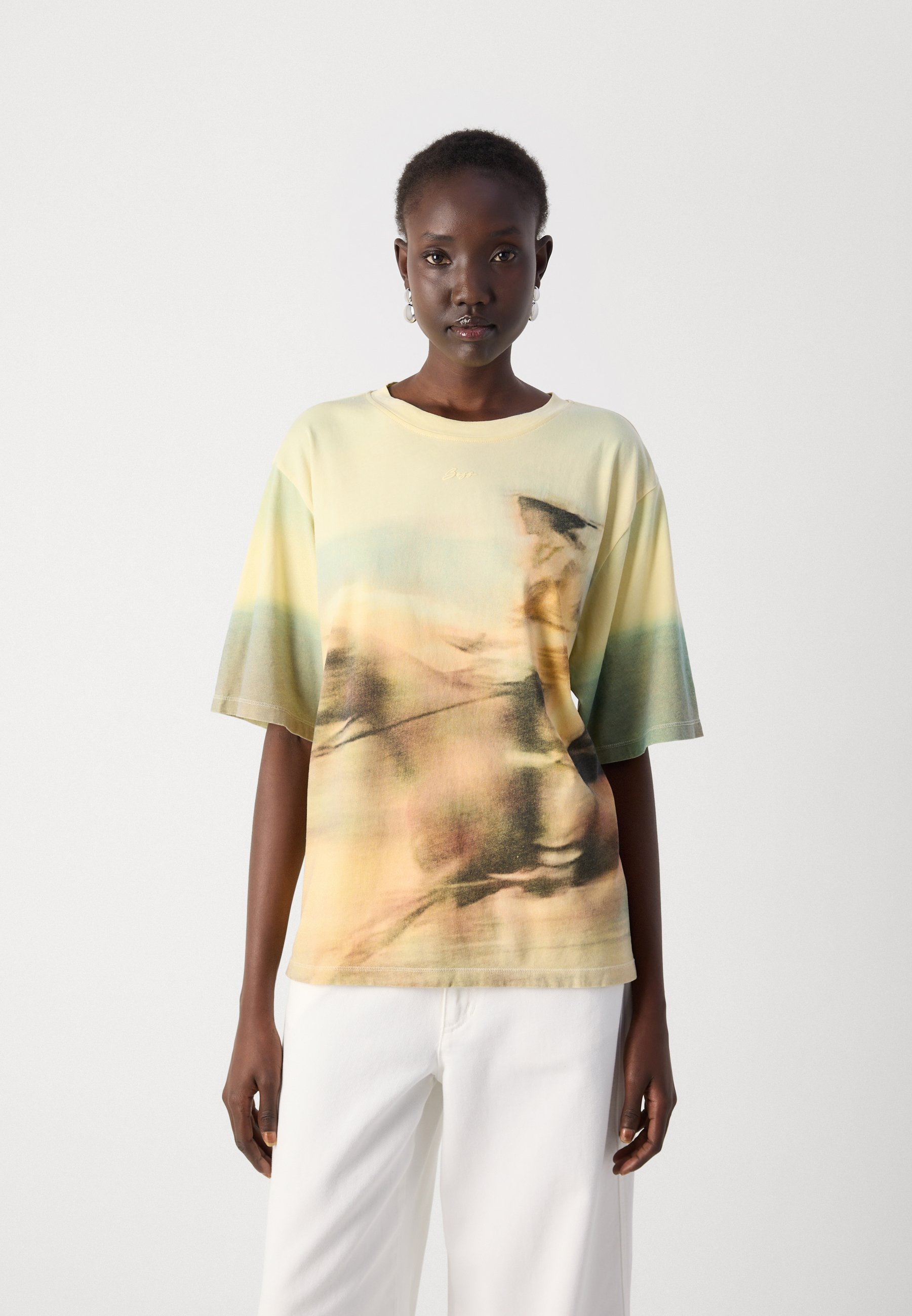 BOSS ENIS - T-shirt met print - licht pastelgeel