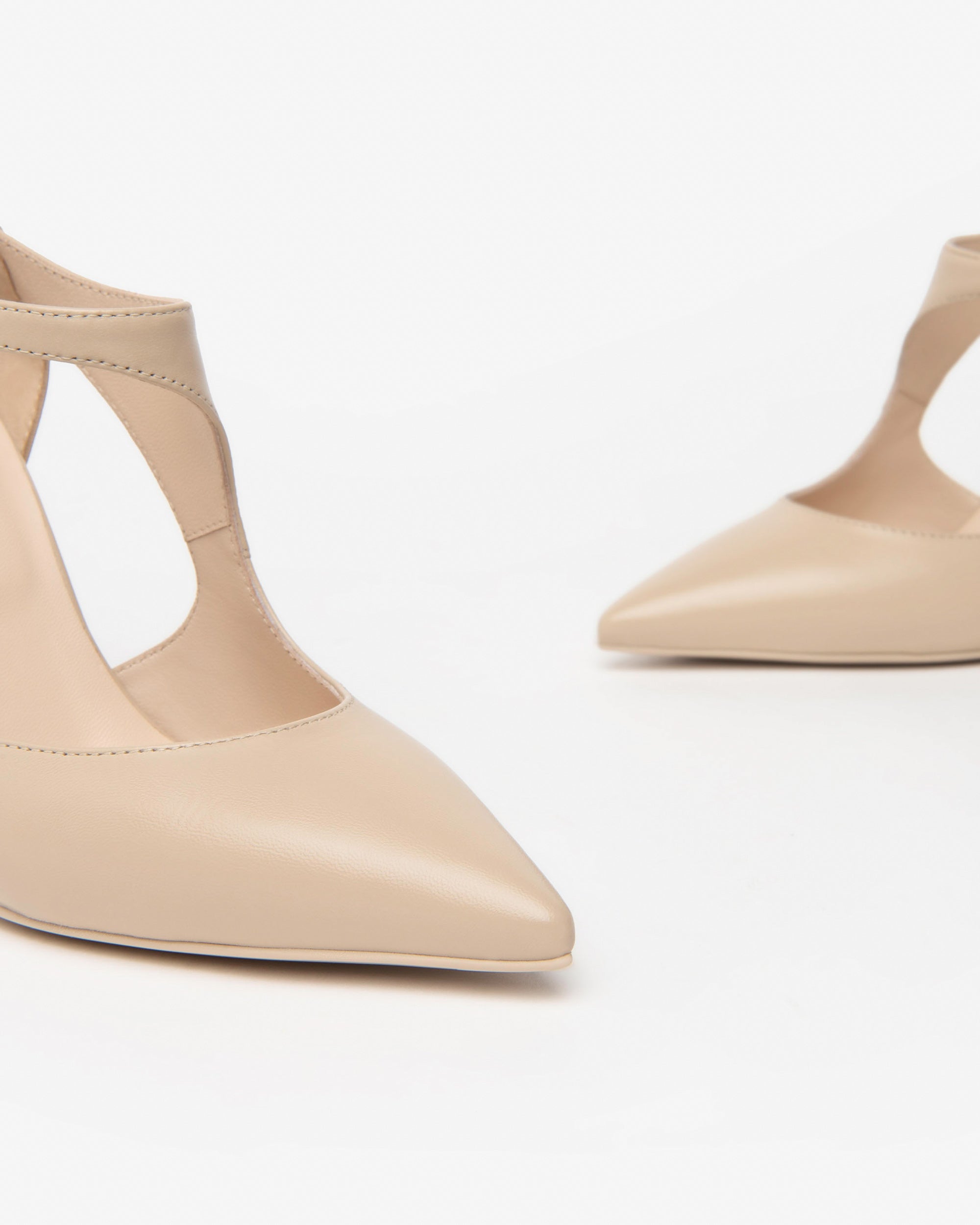  Damen-Pumps aus Leder