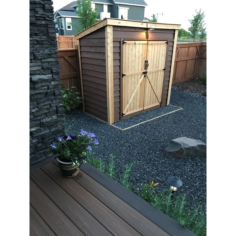 SpaceSaver gereedschapsschuur van massief hout, 2,4 m breed x 1,2 m diep.