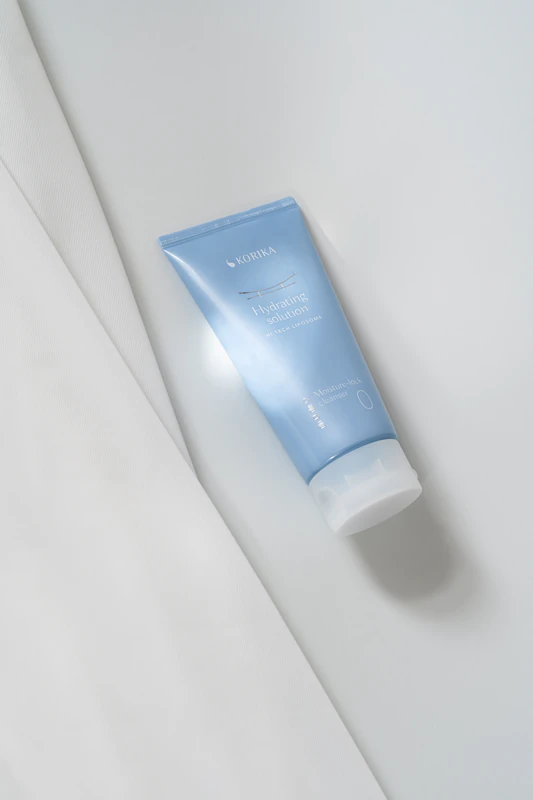 KORIKA HI-TECH LIPOSOME Solução hidratante Creme de limpeza hidratante e de limpeza com retenção de umidade