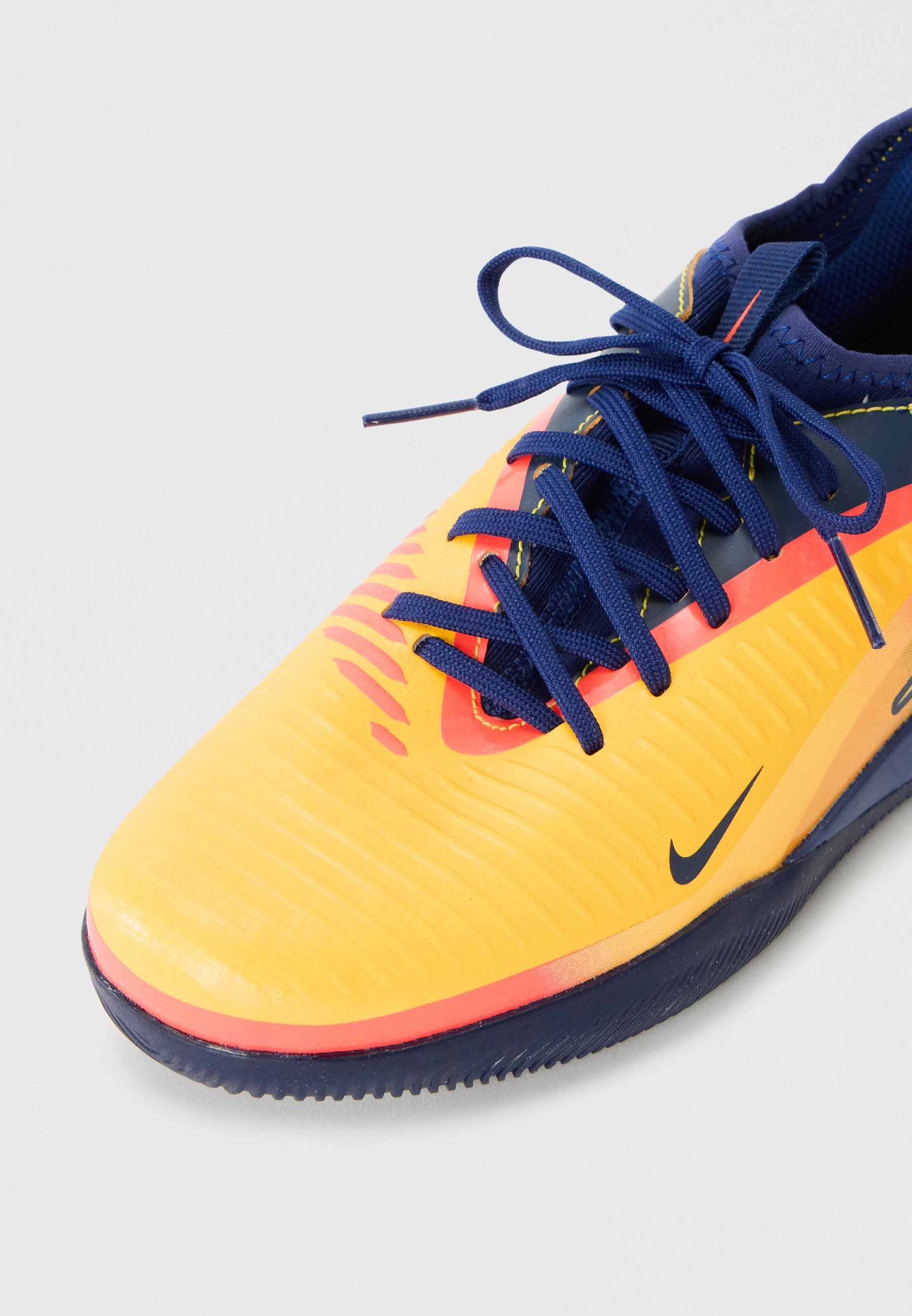 Nike Performance PHANTOM 6 UNISEX – Hallenfußballschuhe – Laser Orange/Lemon Venom/Blue Void
