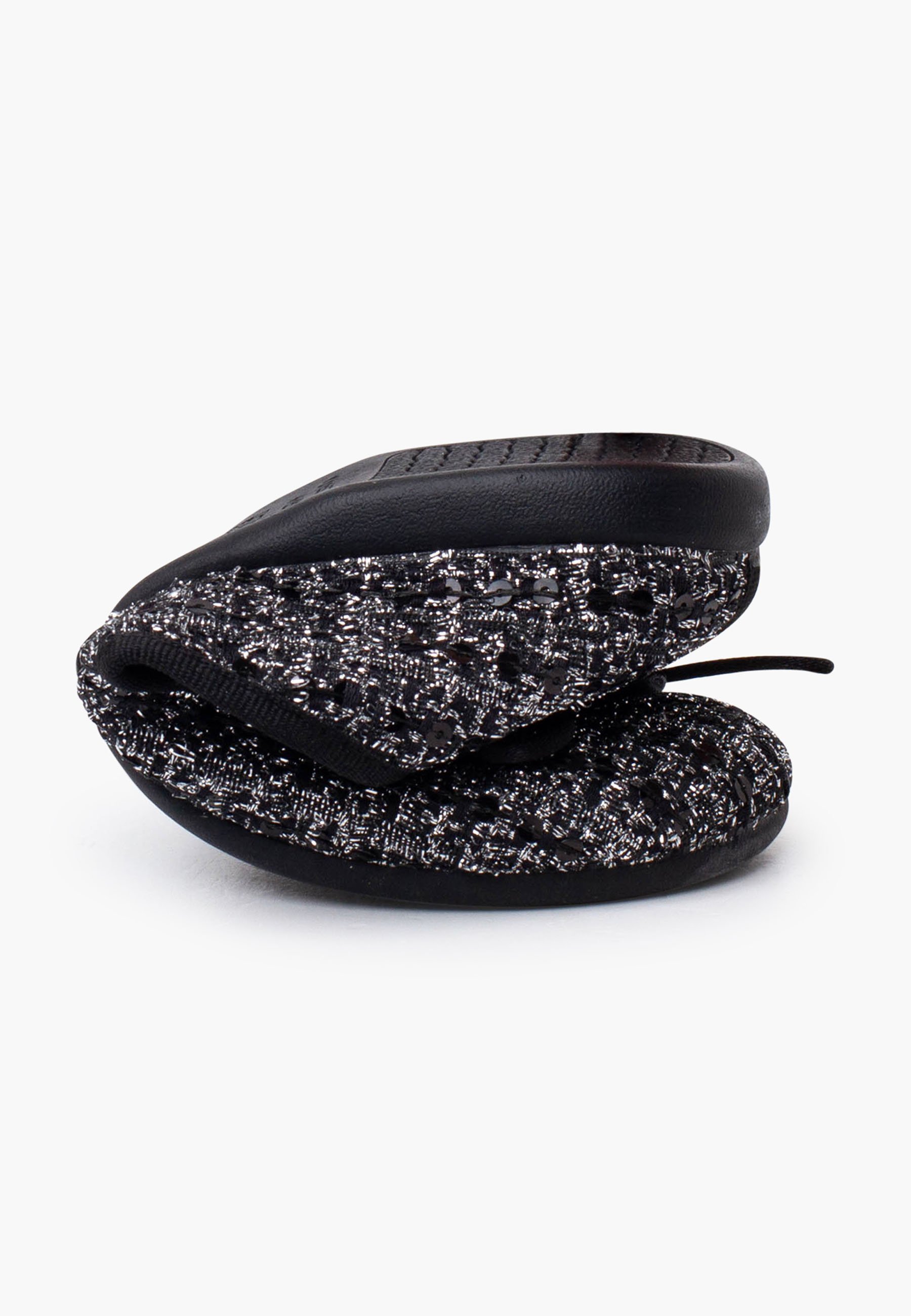 Balerínky Pisamonas s páskem přes kotník - černé