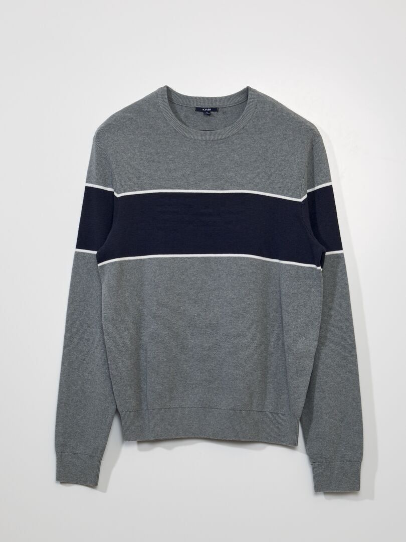 Sweter w paski - SZARY
