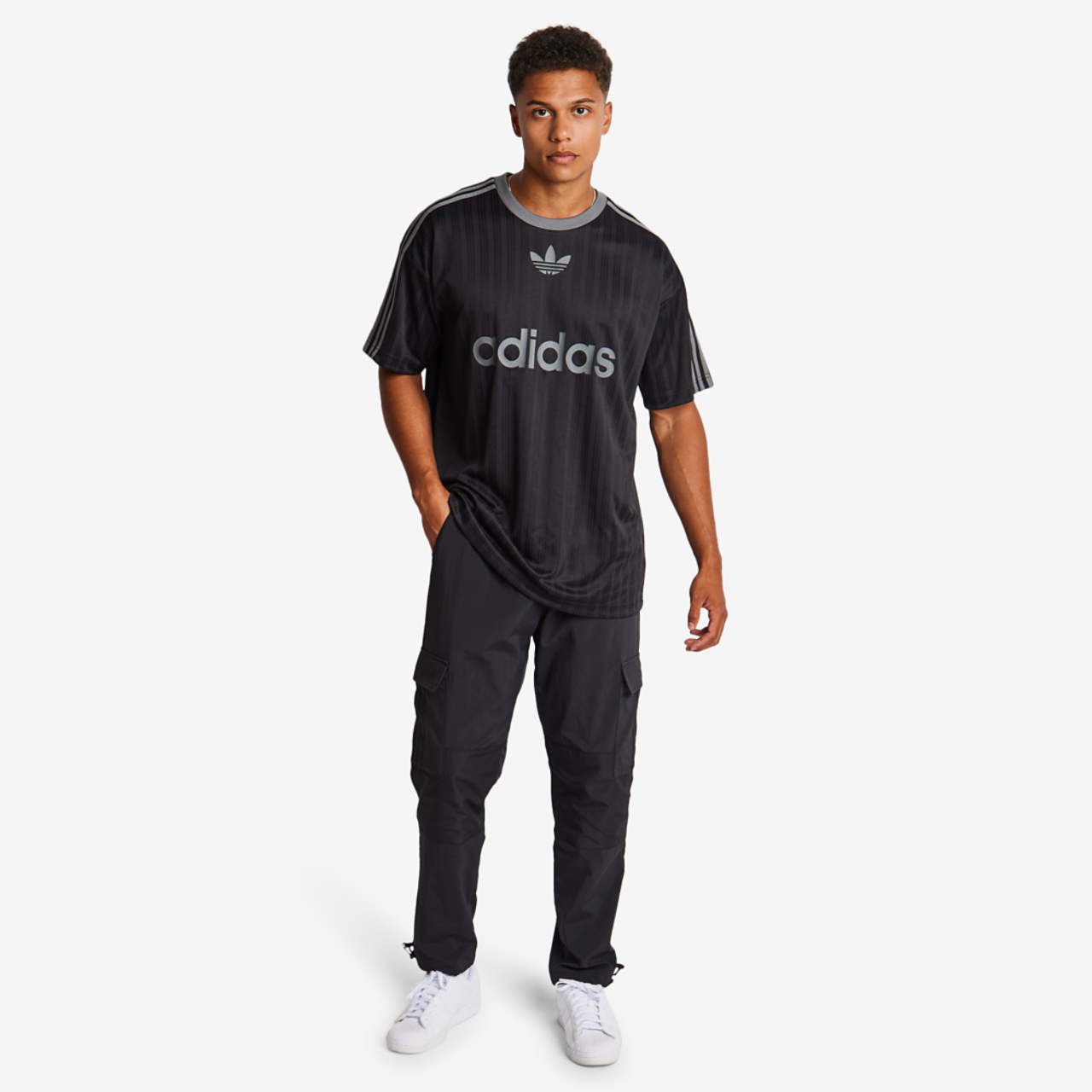 adidas-jalkapallo