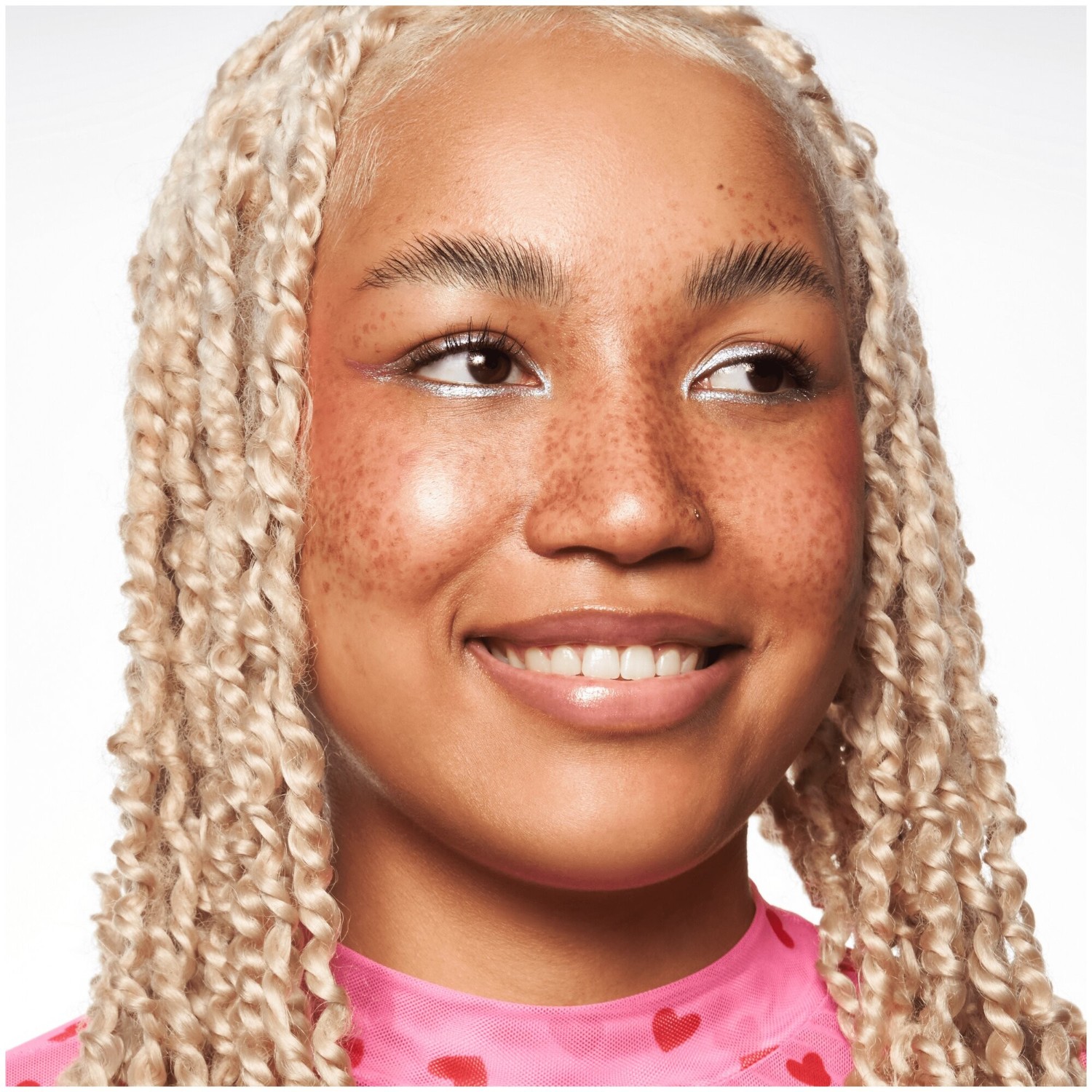 Essence Skin Tint