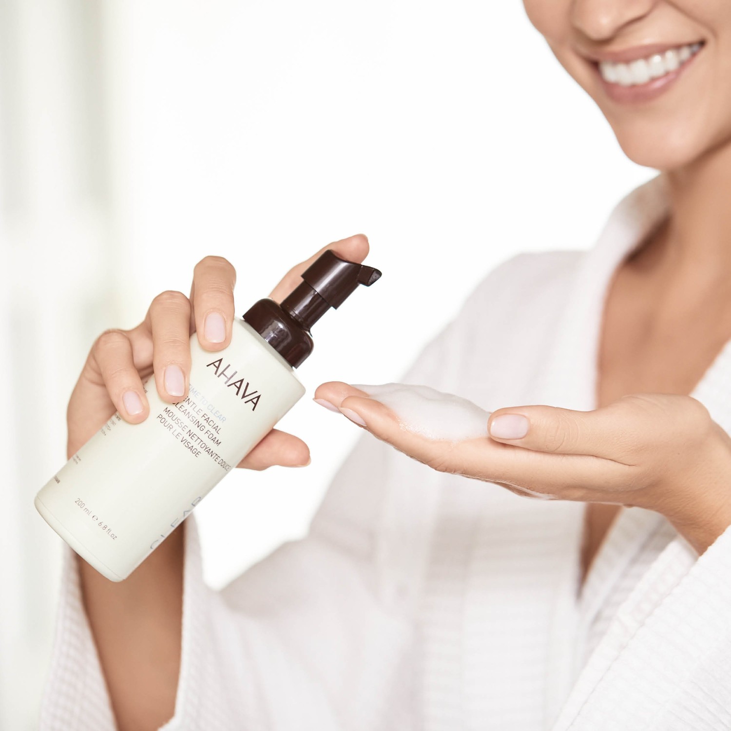 AHAVA Silky Cleansing Foam
