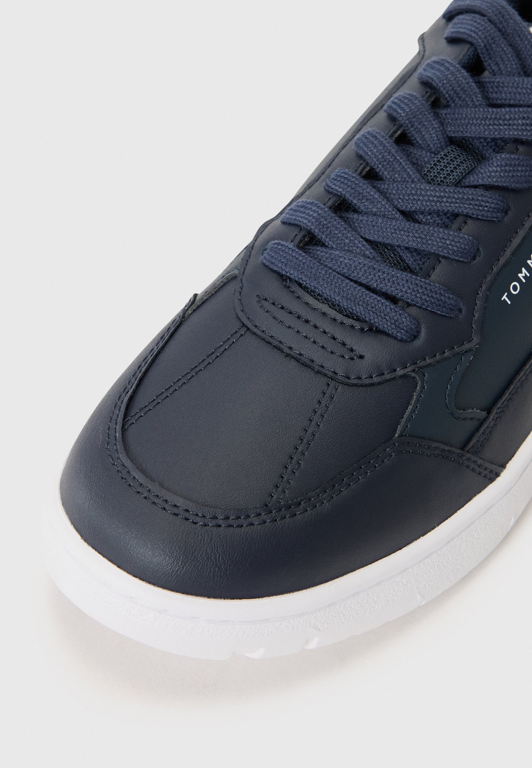 Tommy Hilfiger sneakers - woestijnhemel