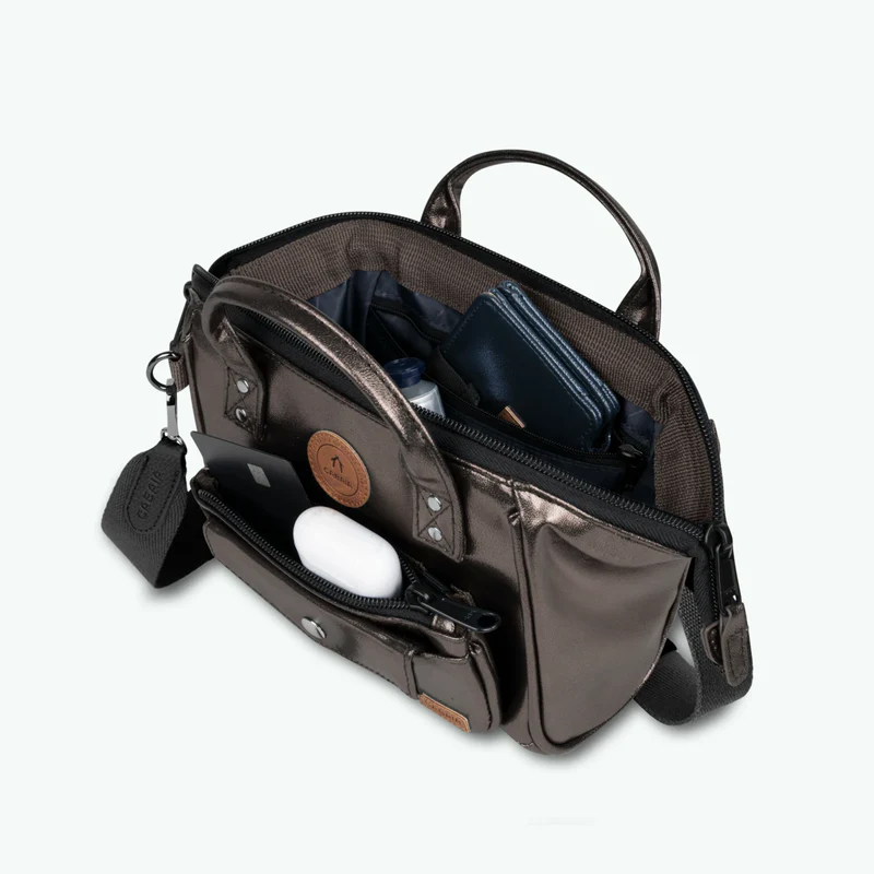 Crossbody Adventurer Small Louisville