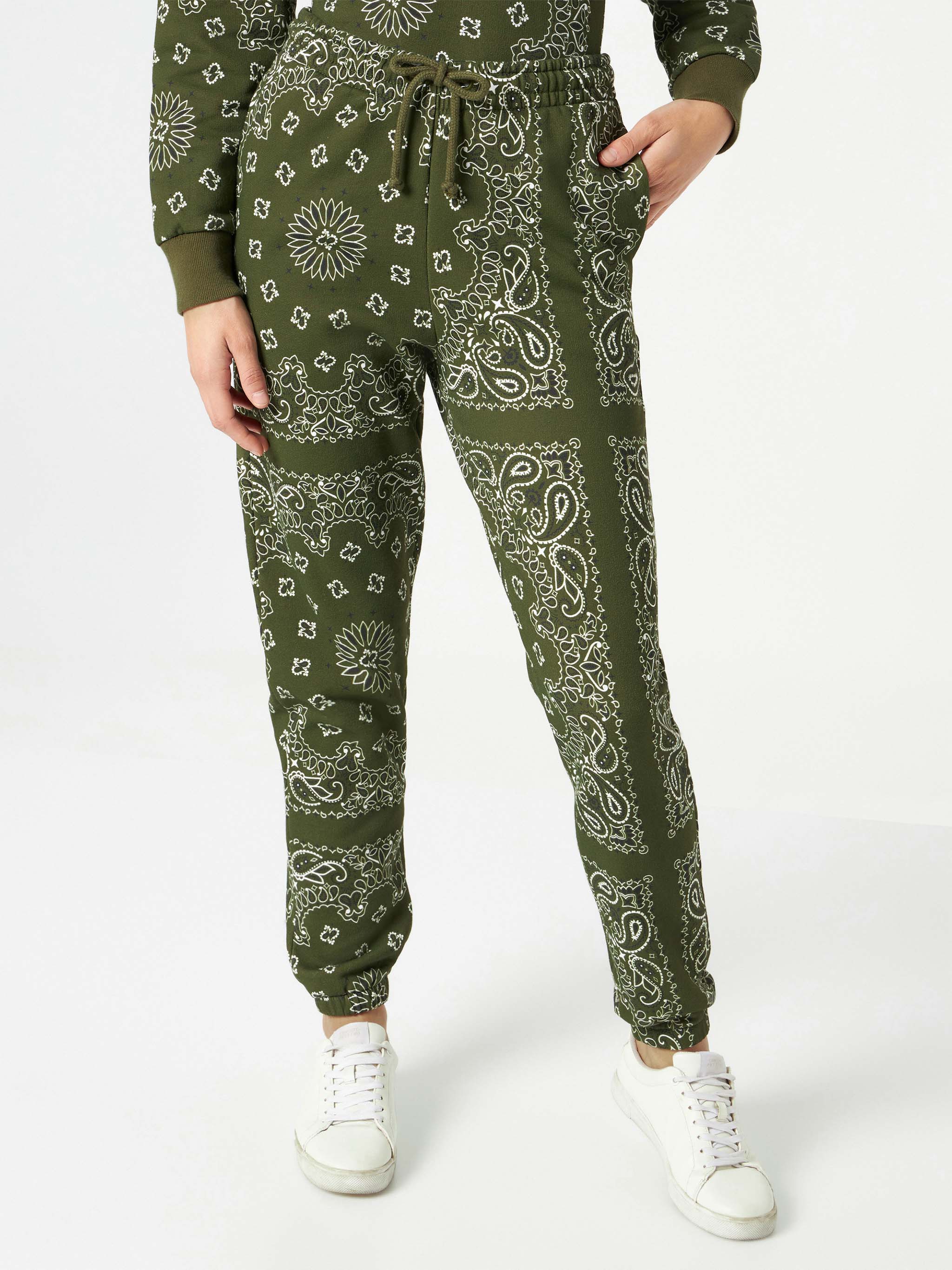 Damesjoggingbroek met groene bandana-print