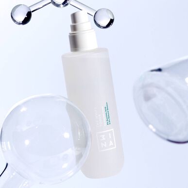 3INA Virkistävä kasvovesi The White Toner 200 ml 200 ml