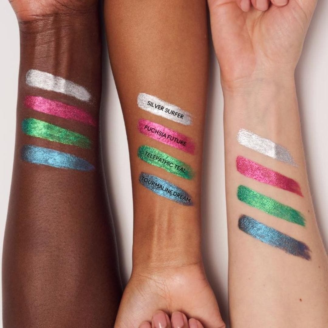MAC Dazzleshadow šķidrās acu ēnas - 4,4 ml