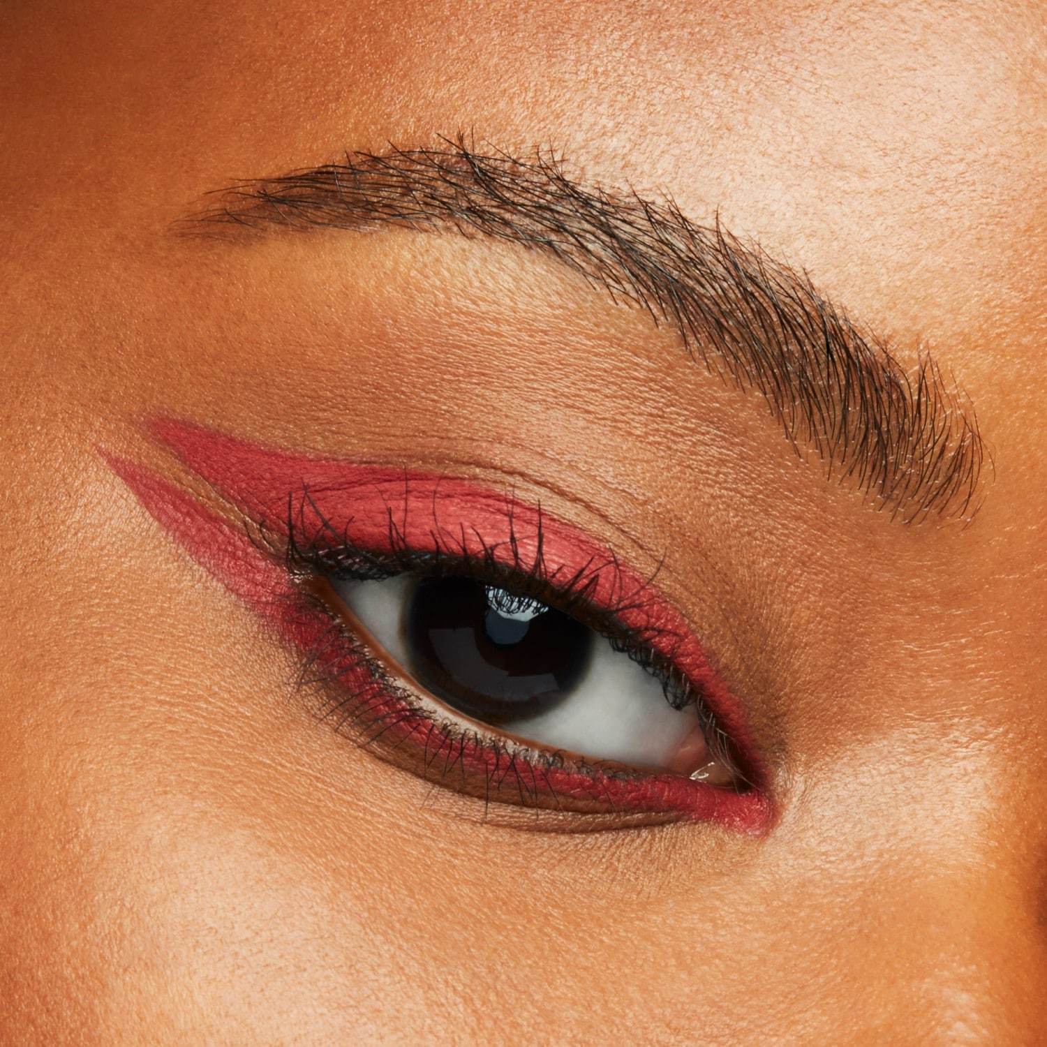 „Shiseido“ akių kontūro mikro linijų rašalas – 0,08 g