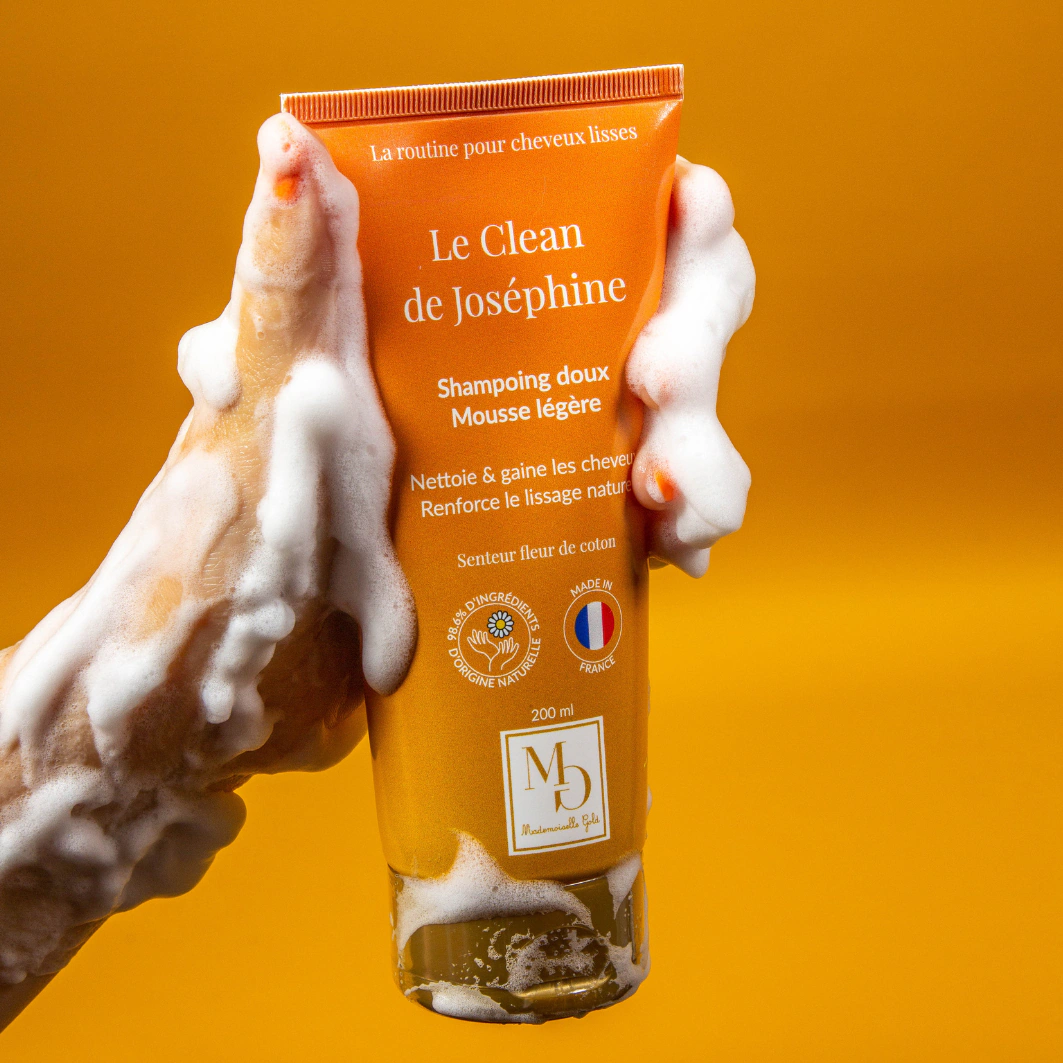 Mademoiselle Gold Le Clean