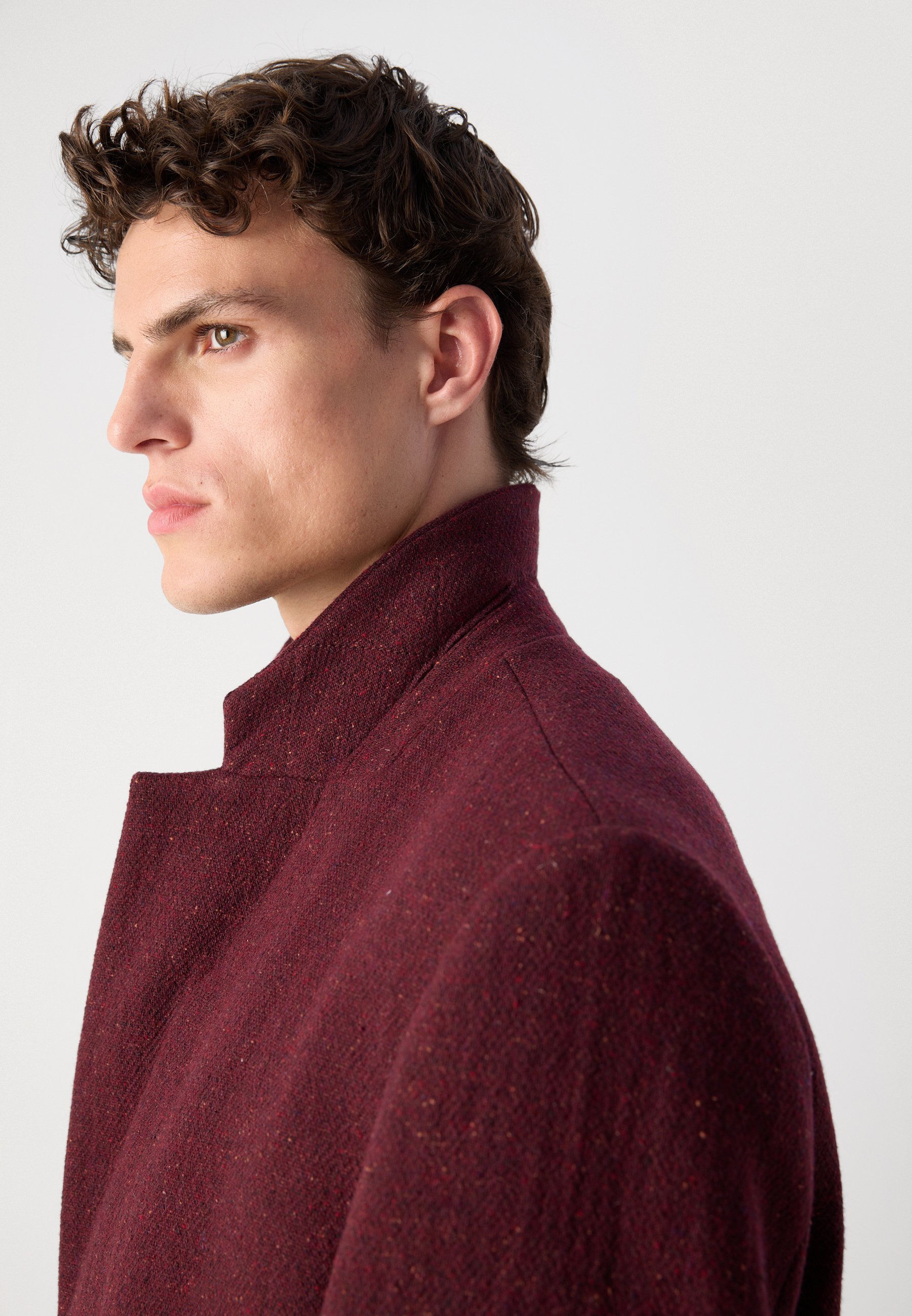 HUGO MALD - Manteau classique - rouge foncé
