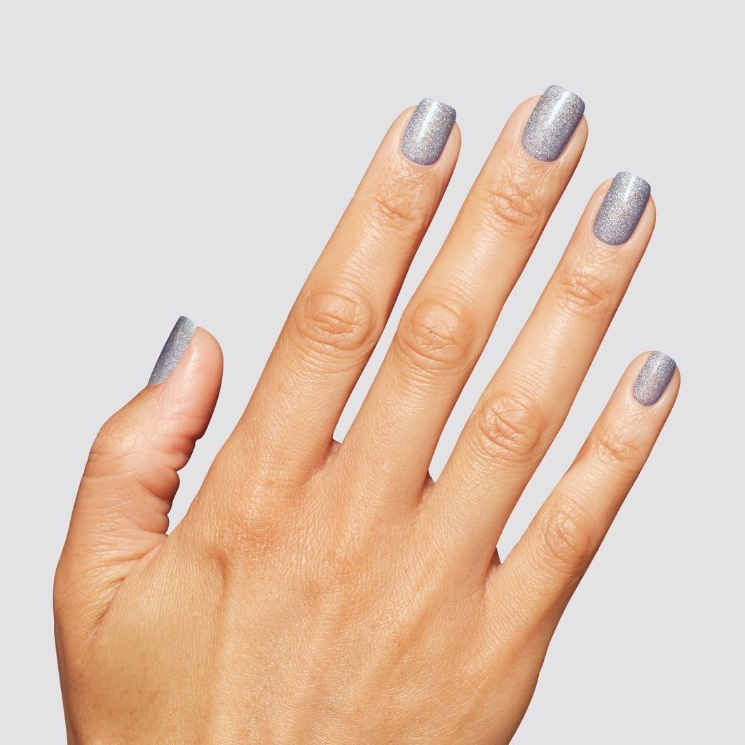 Lak na nechty OPI Infinite Shine Holiday 2025 – dostatočne dobrý na ošetrenie – 15 ml